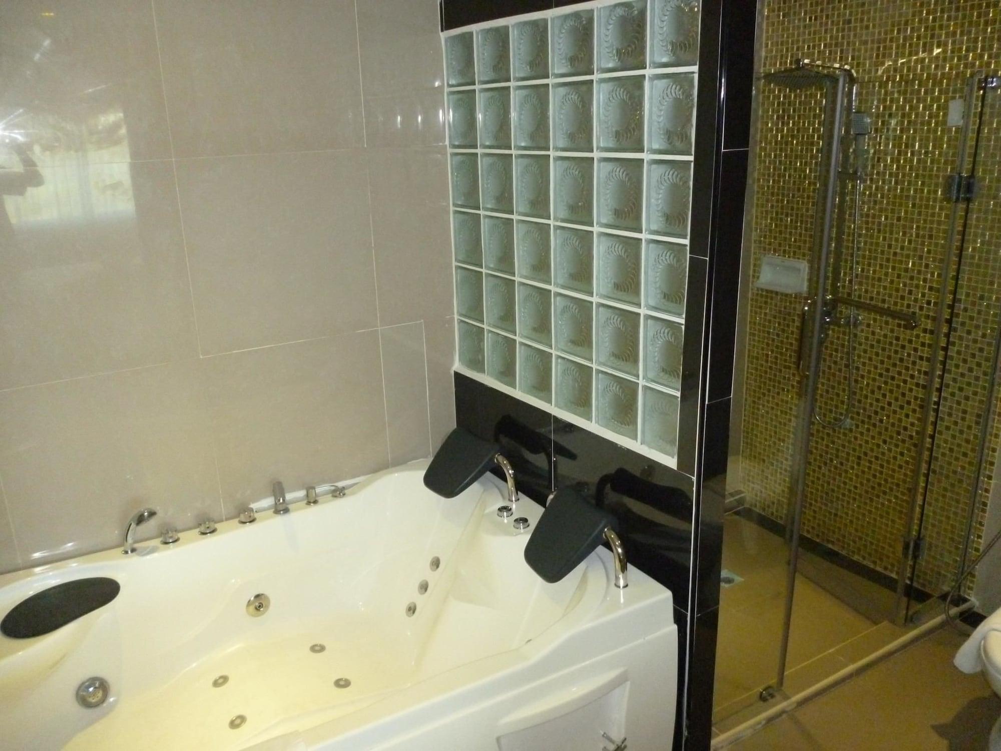 M Danok 4* Sadao