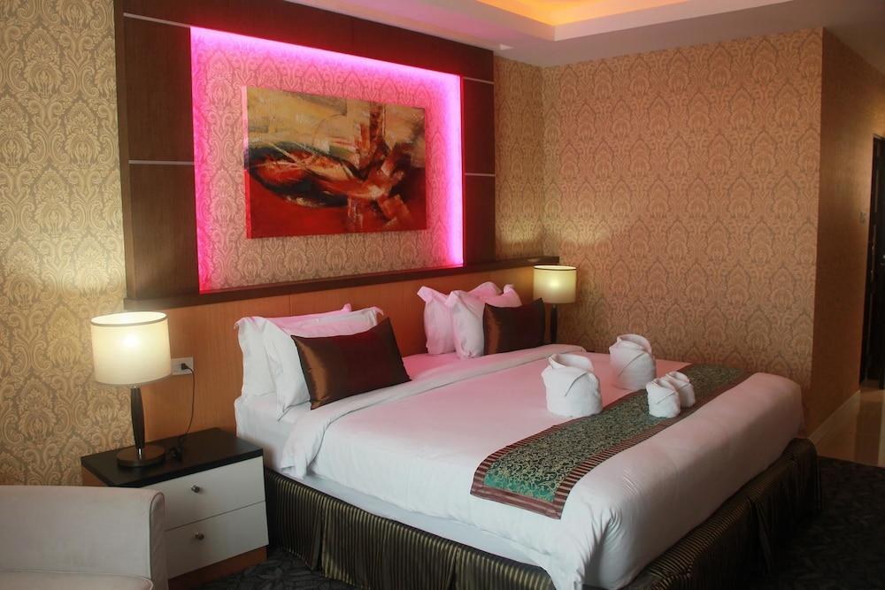 Hotel M Danok 4*