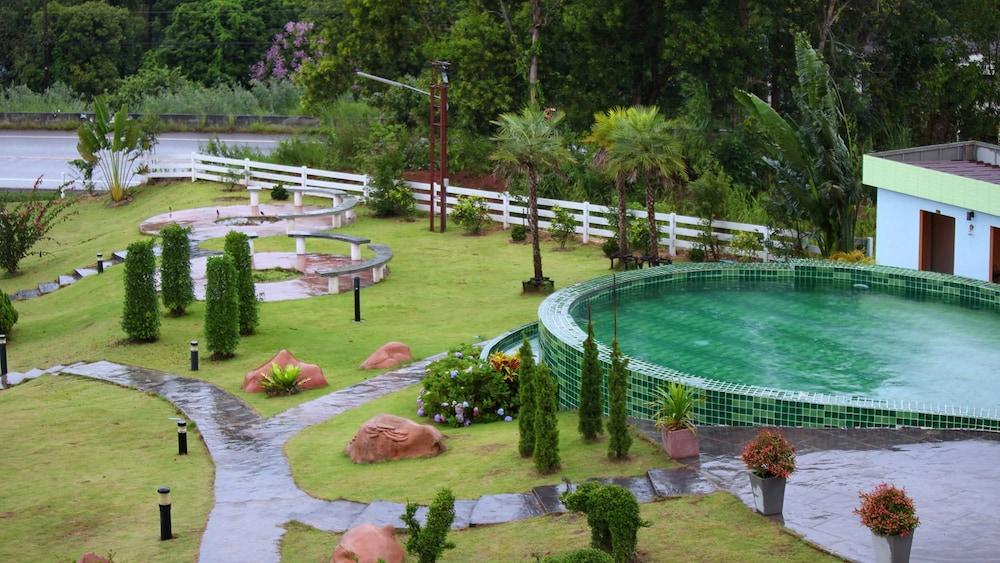 Breeze Hill Resort Khao Kho