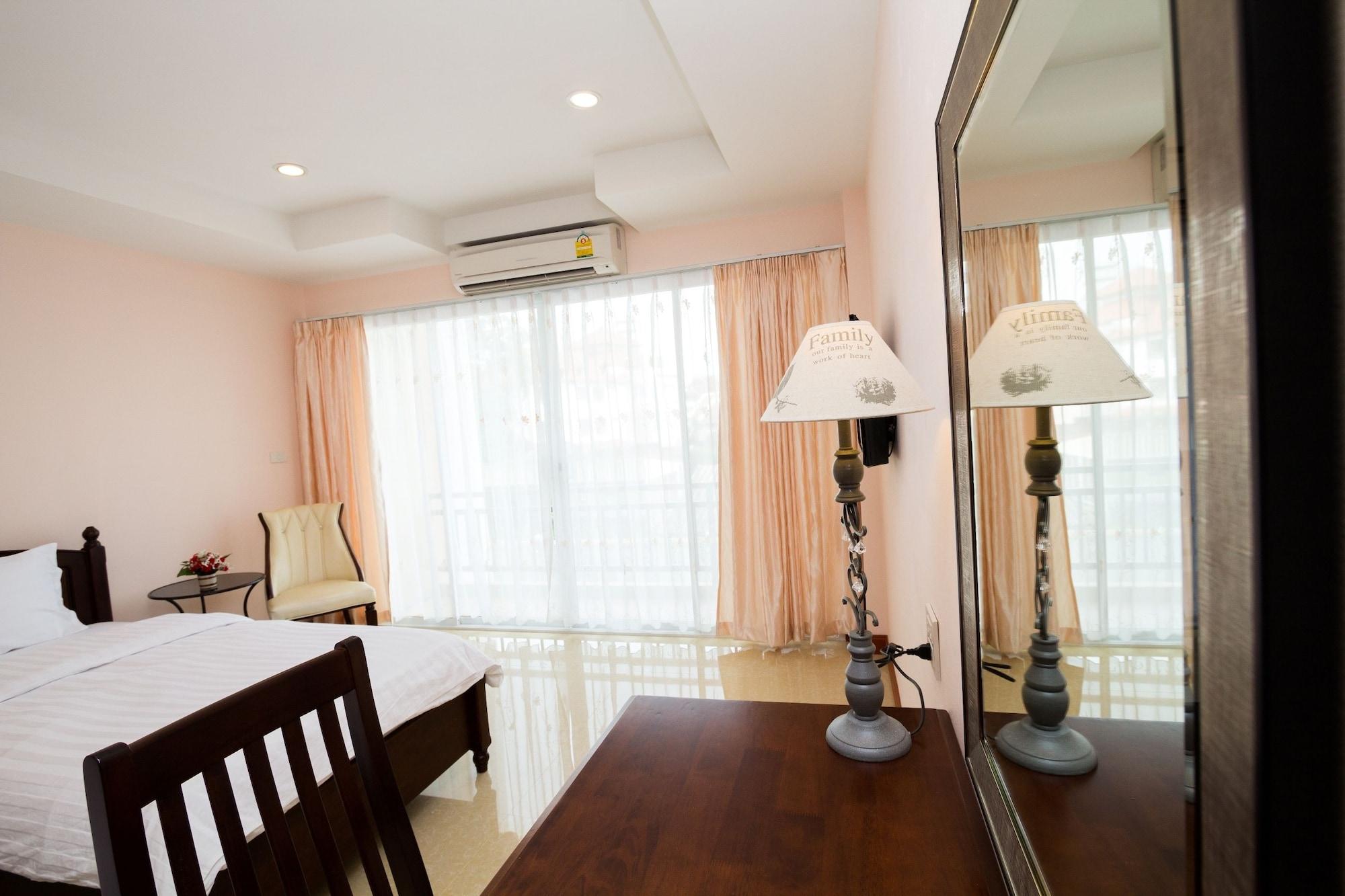 Aparthotel Takanta Place 3*