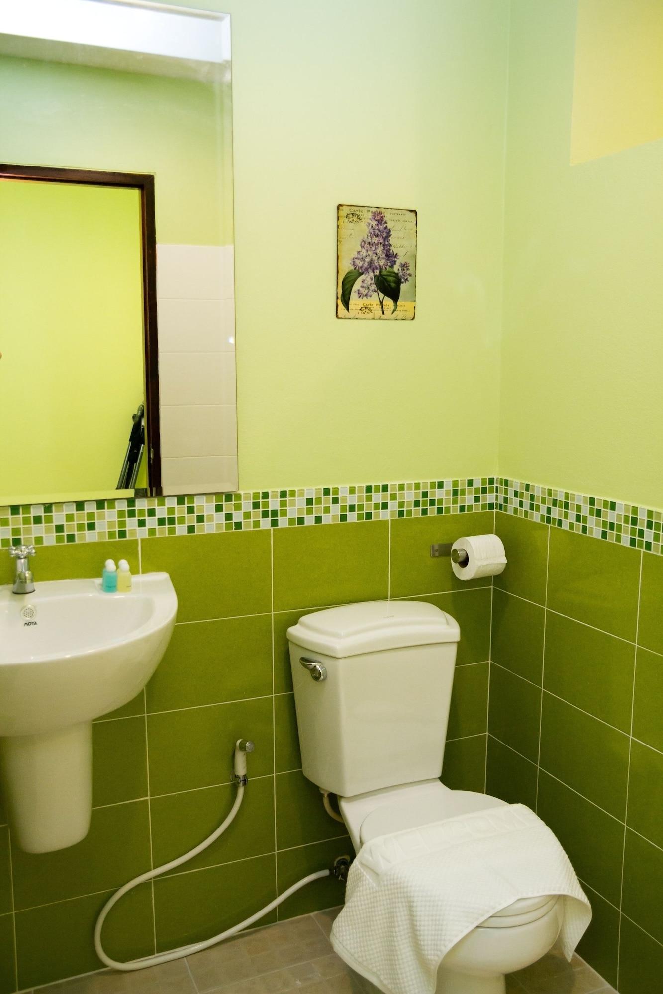 Takanta Place 3*