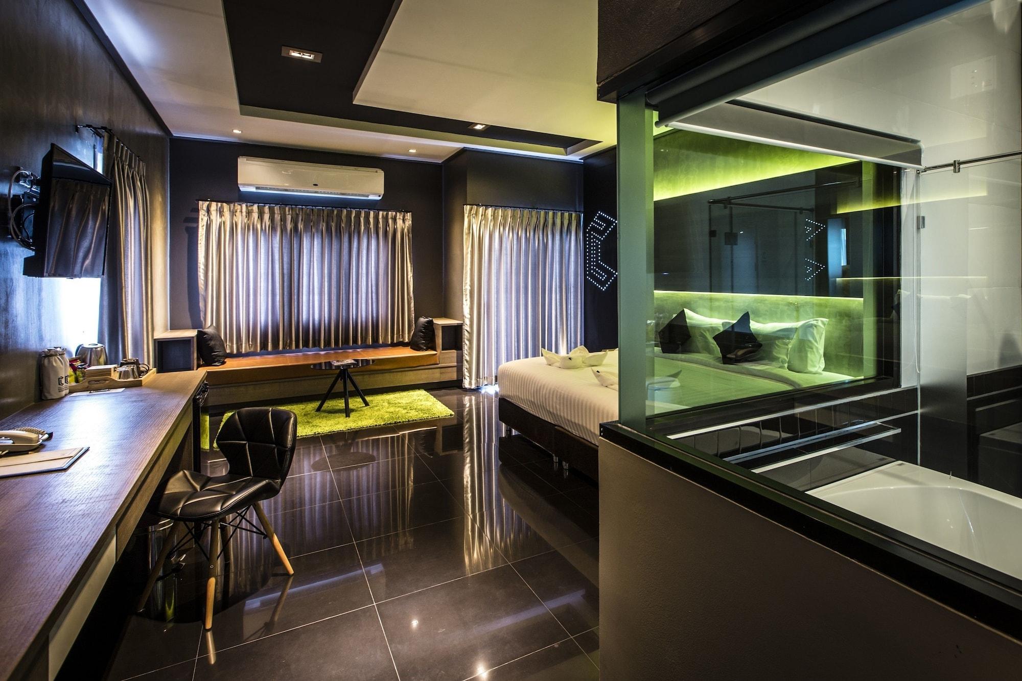 Hotel Cresco Hotel Buriram