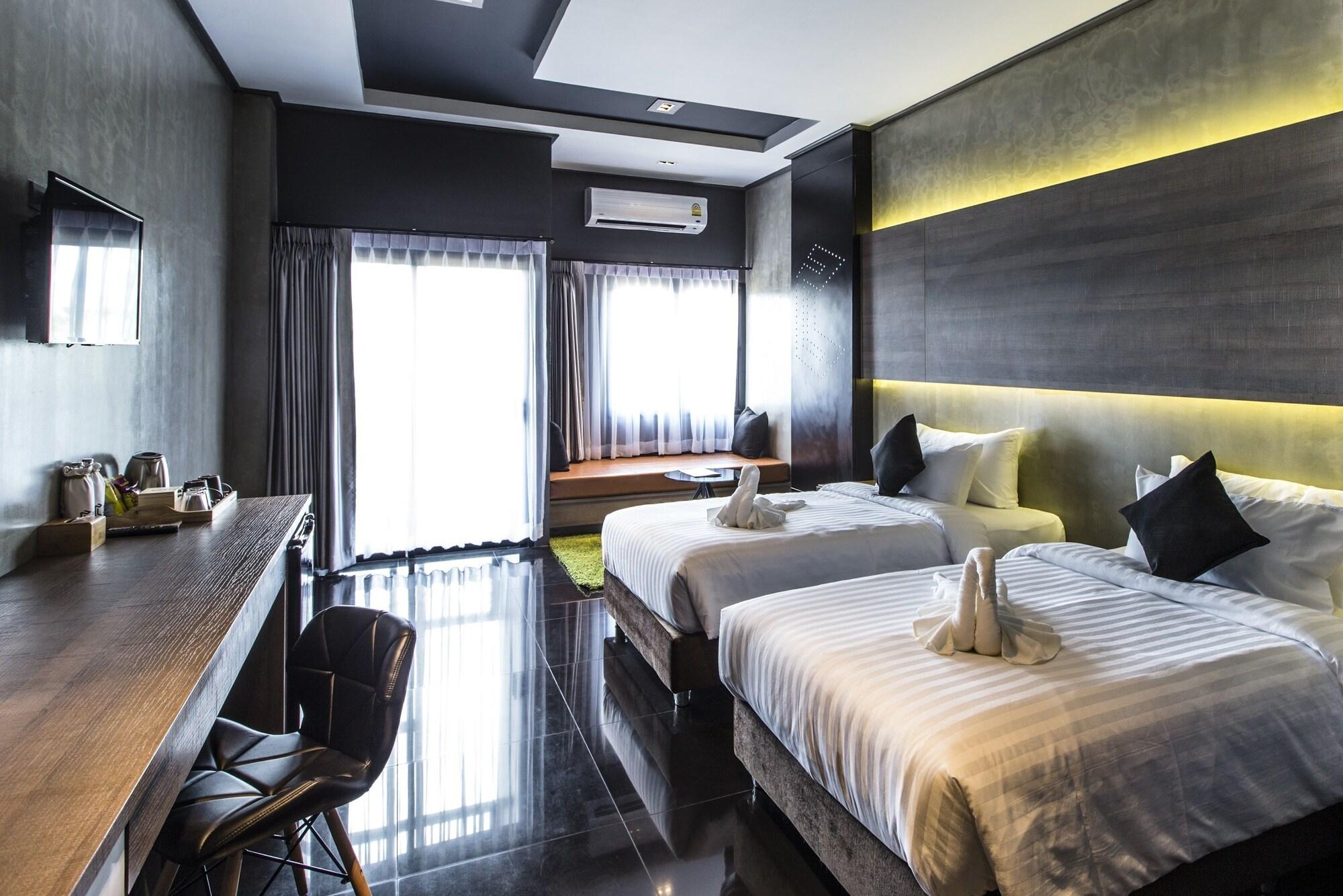 Hotel Cresco Hotel Buriram 4*