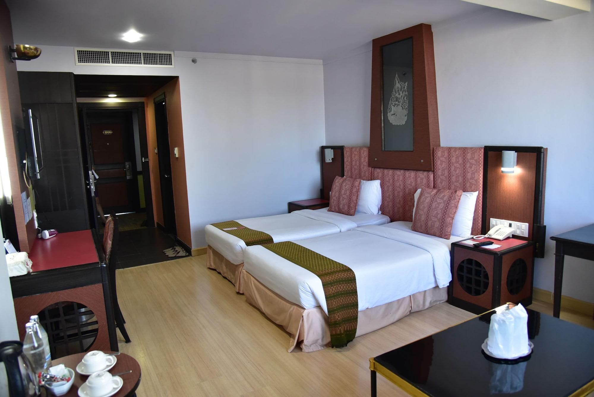 Hotel Bp Grand Tower 3*
