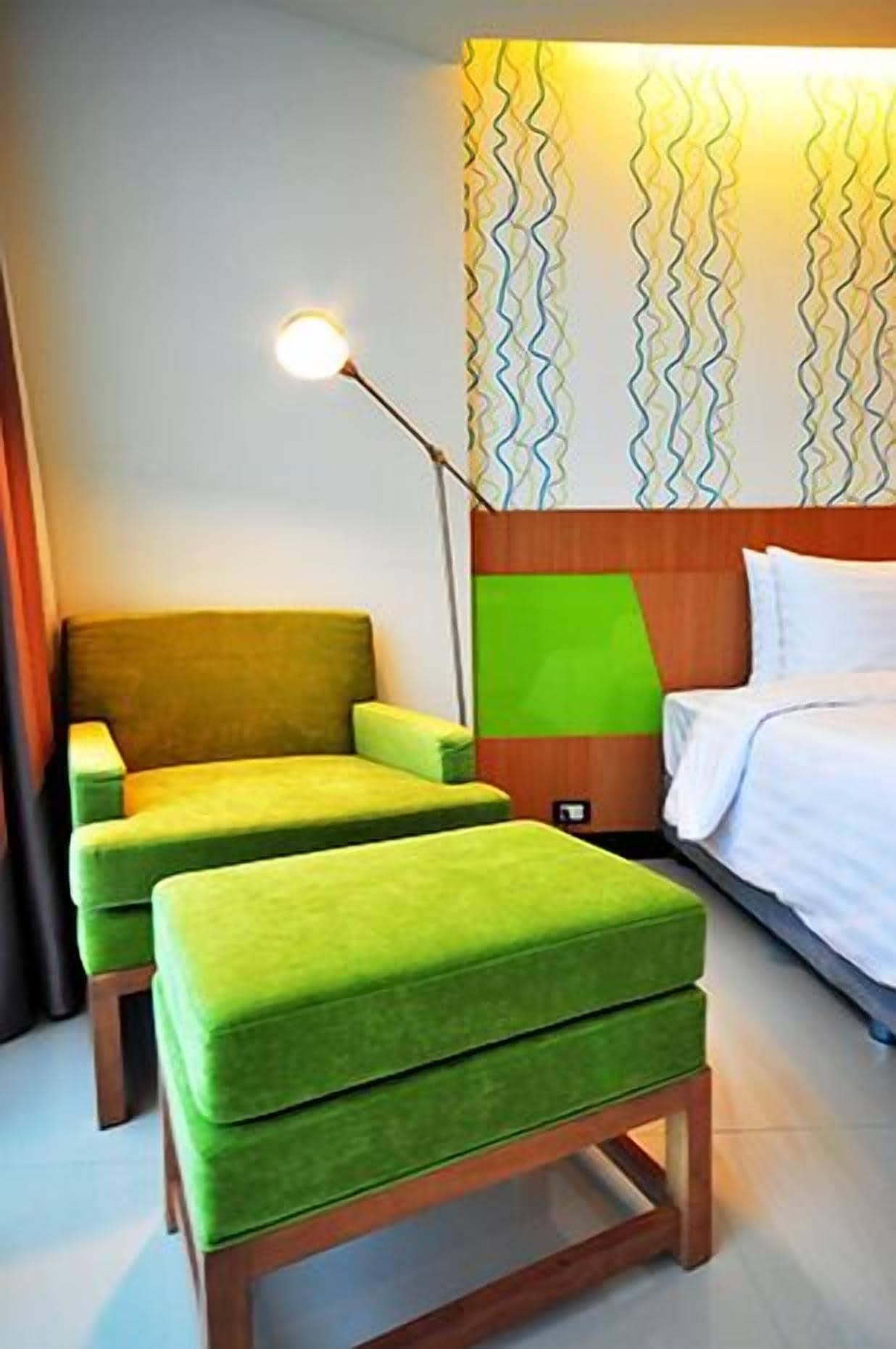 Hotel 42c The Chic