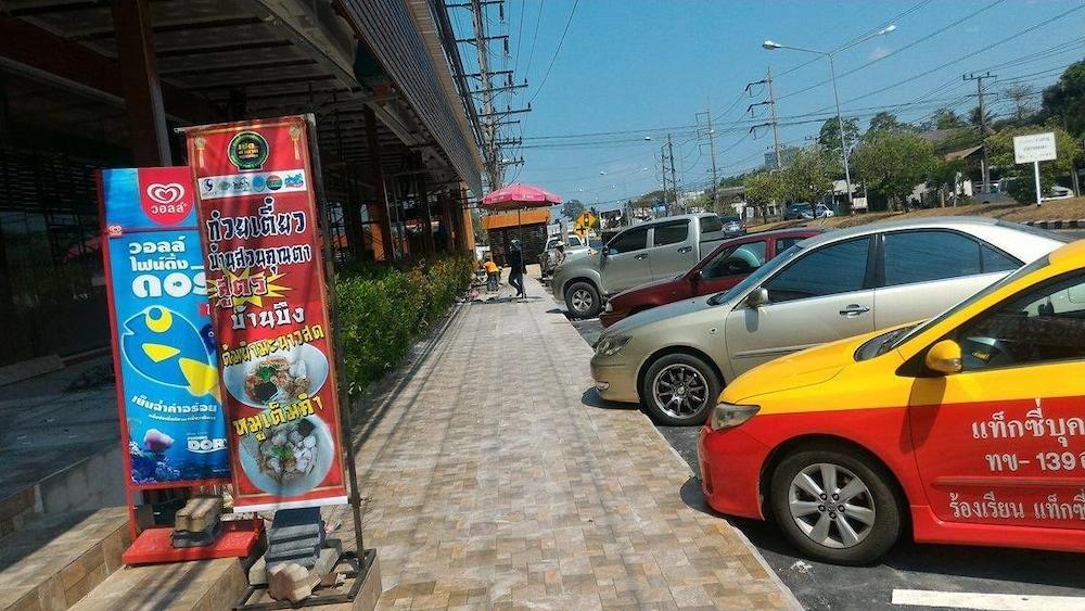 Baan Suan Khun Ta And Golf Ubon Ratchathani