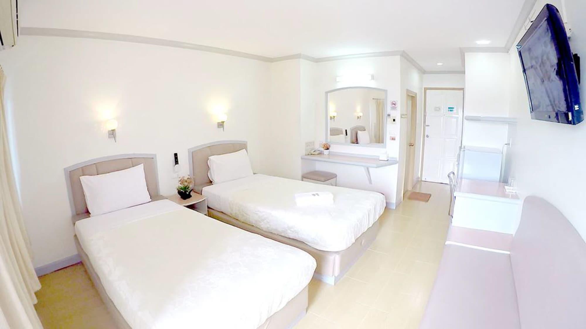 Hotel P.a. Place 3*
