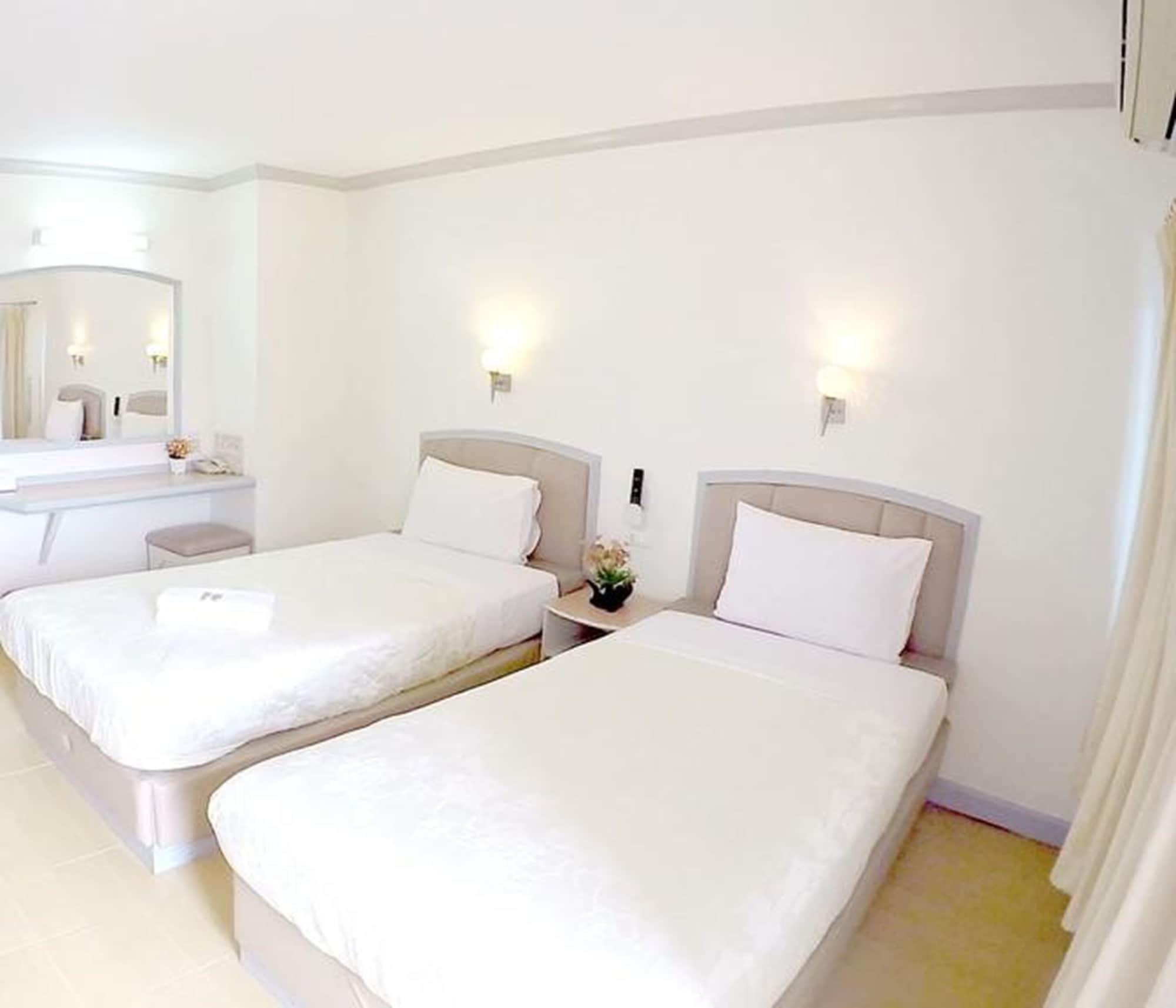P.a. Place 3*