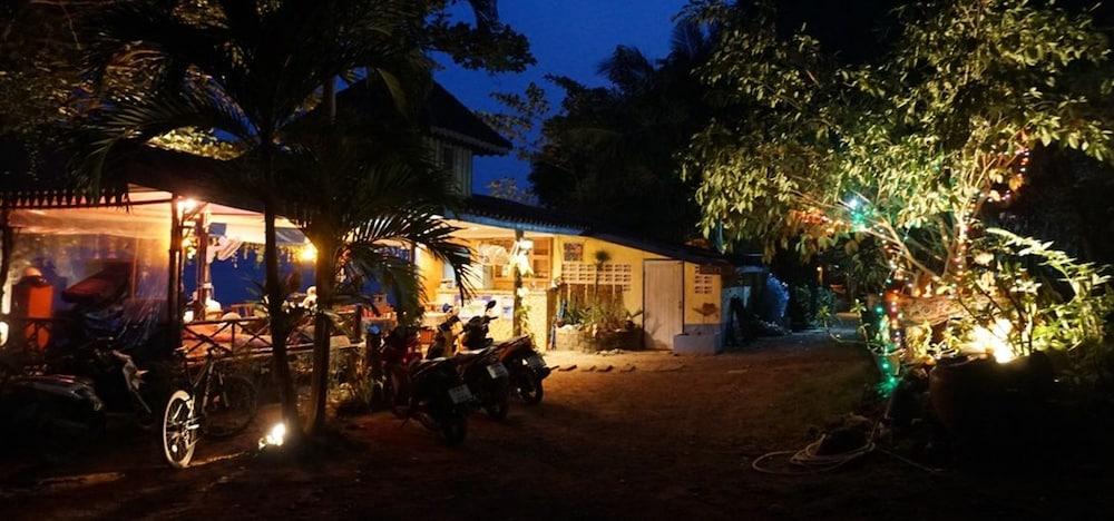 Ao Pong * Koh Mak