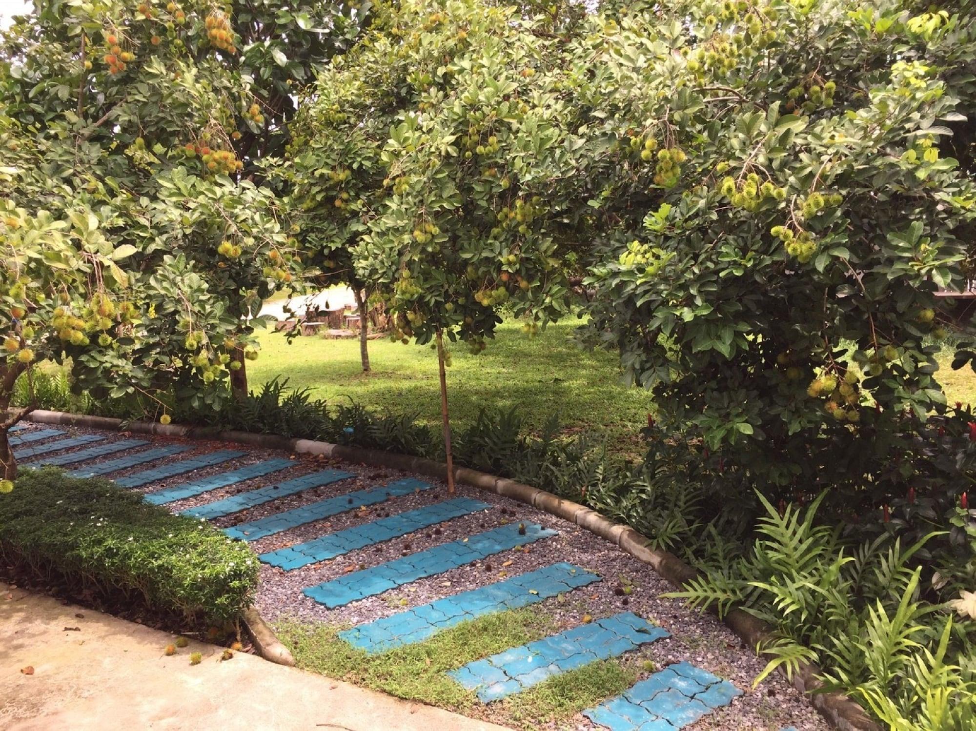 Hotel Baan Suan Khun Yaiy