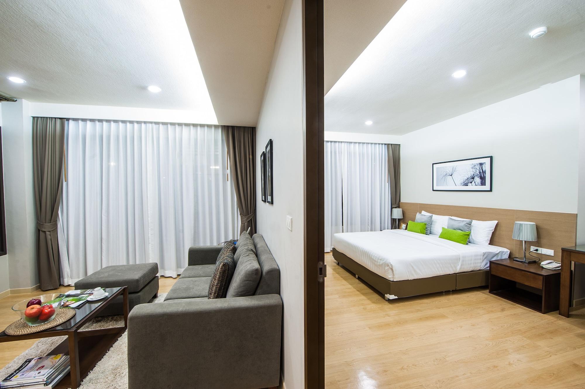 Burgundy 304 Hotel 3*