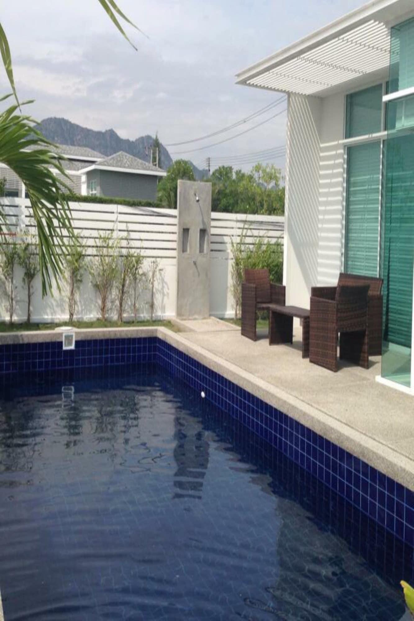 Villa Baan Sarinya Pool *
