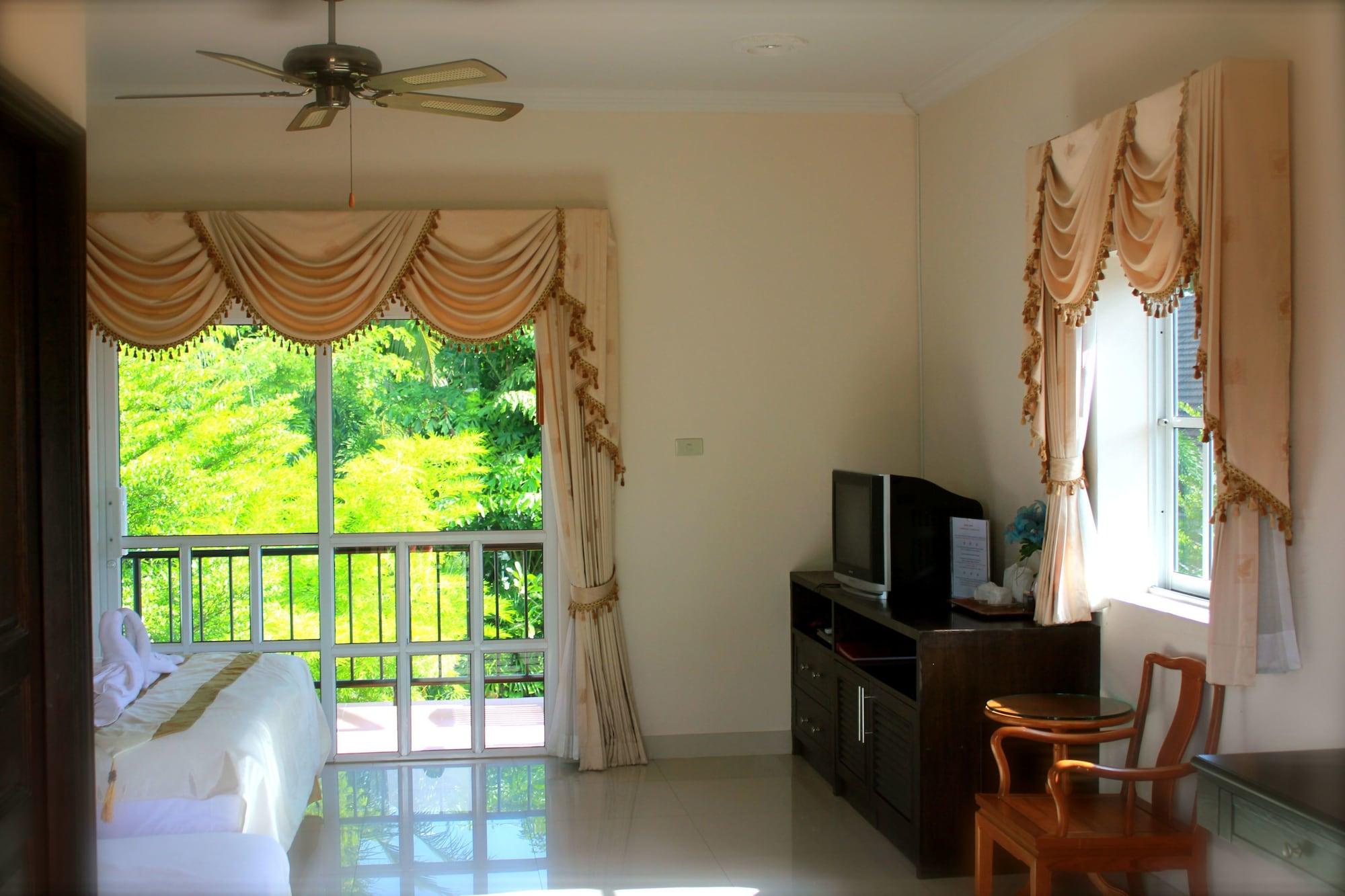 Serene Sands Hotel Bang Lamung