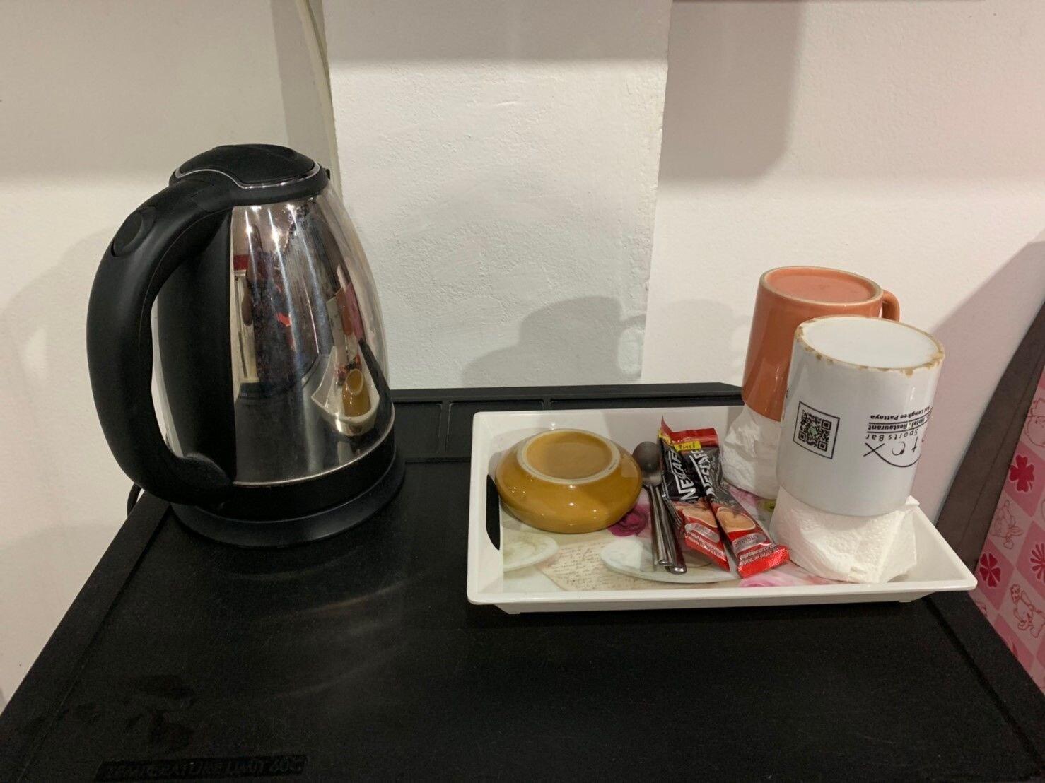 Retox Hotel