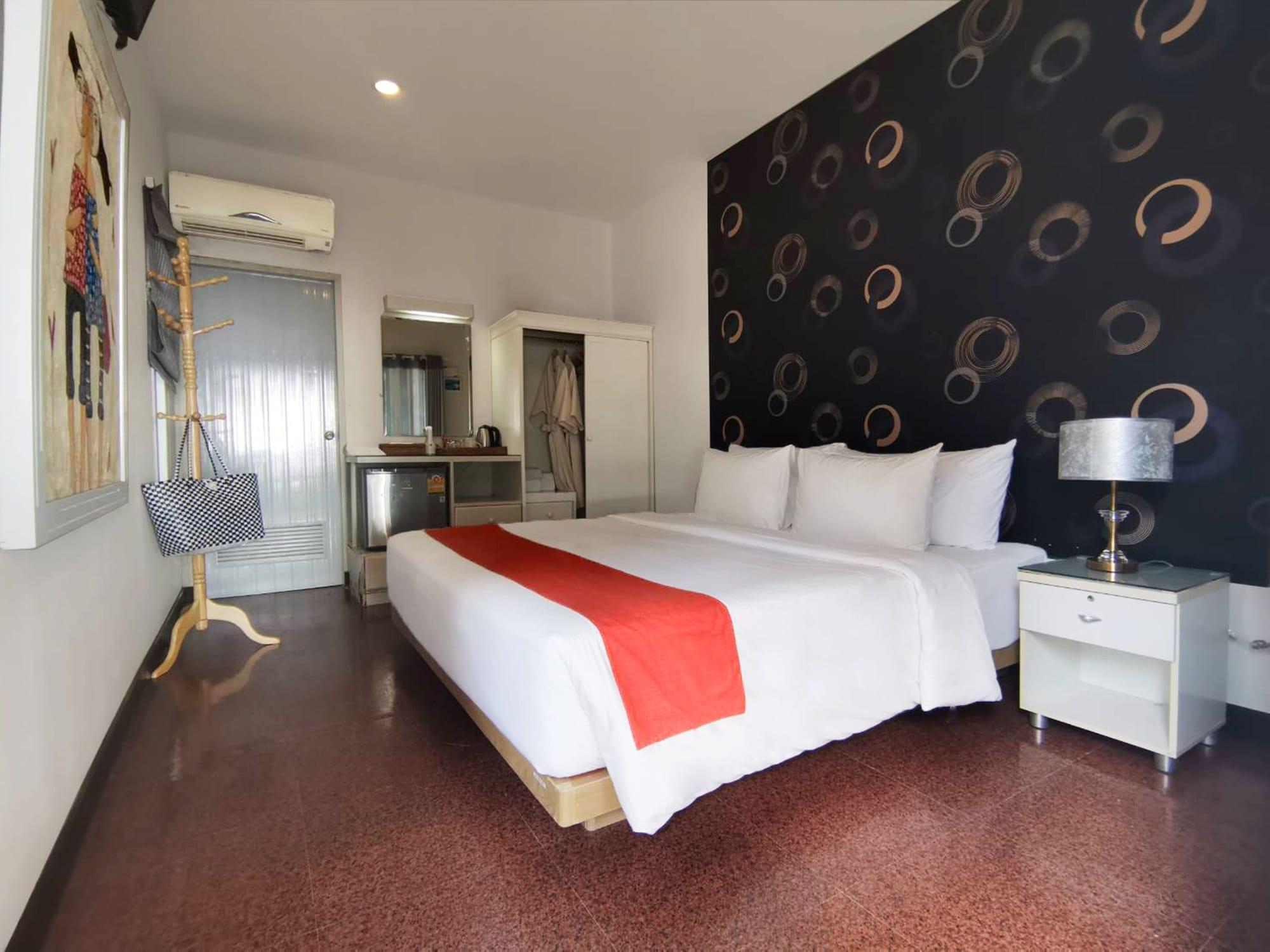 Hotel Cha-cha Krabi Beachfront Ao Nam Mao