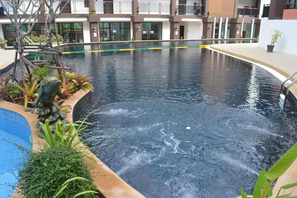The Lai Thai Luxury Condominiums Hotel 4*