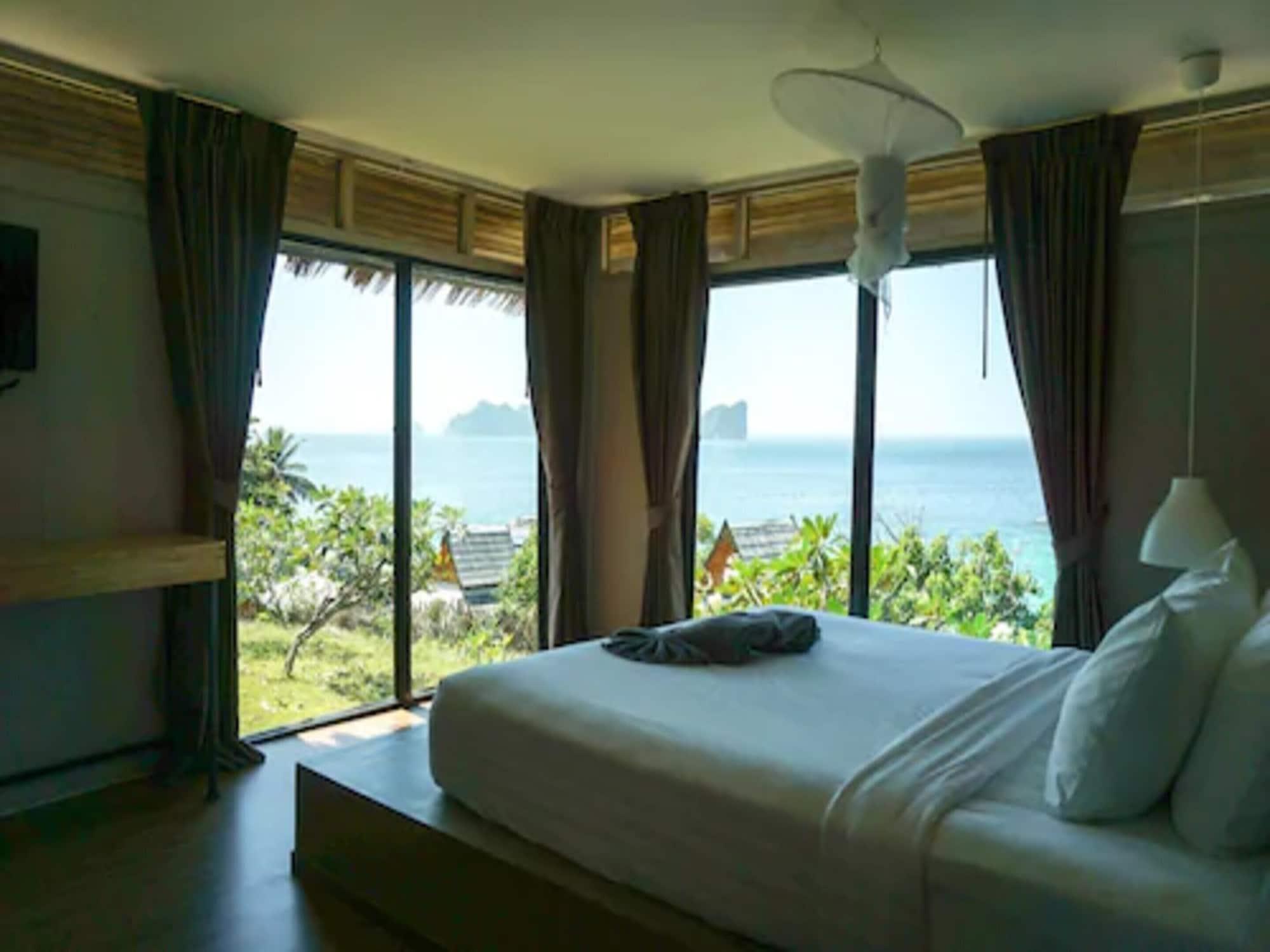 Hip Seaview @ Resort 3*
