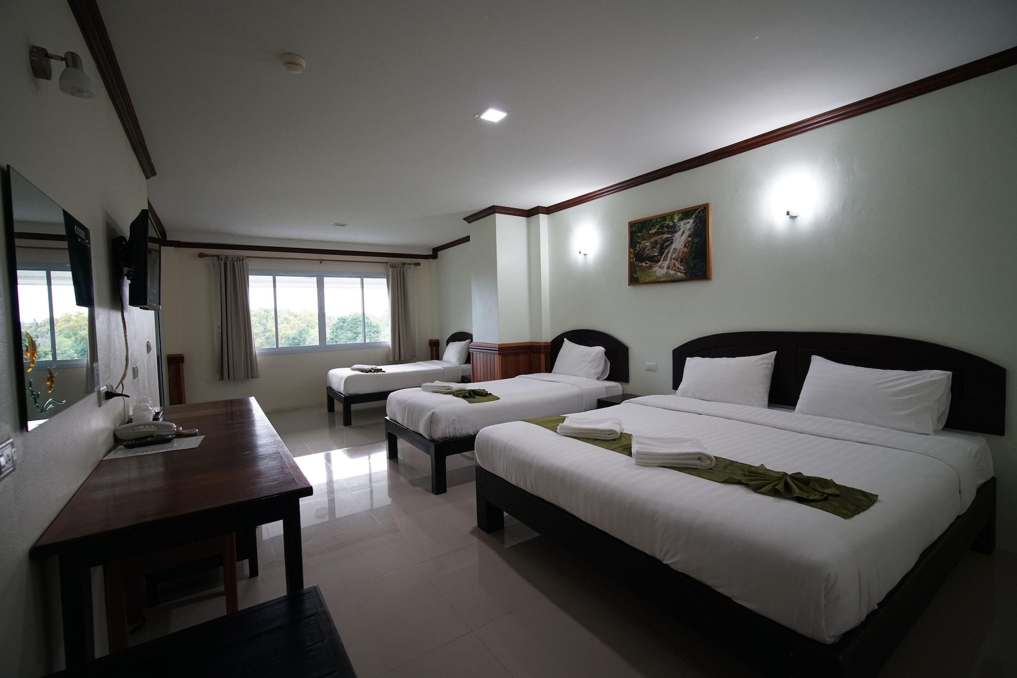 Sea Mountain Hotel Khanom