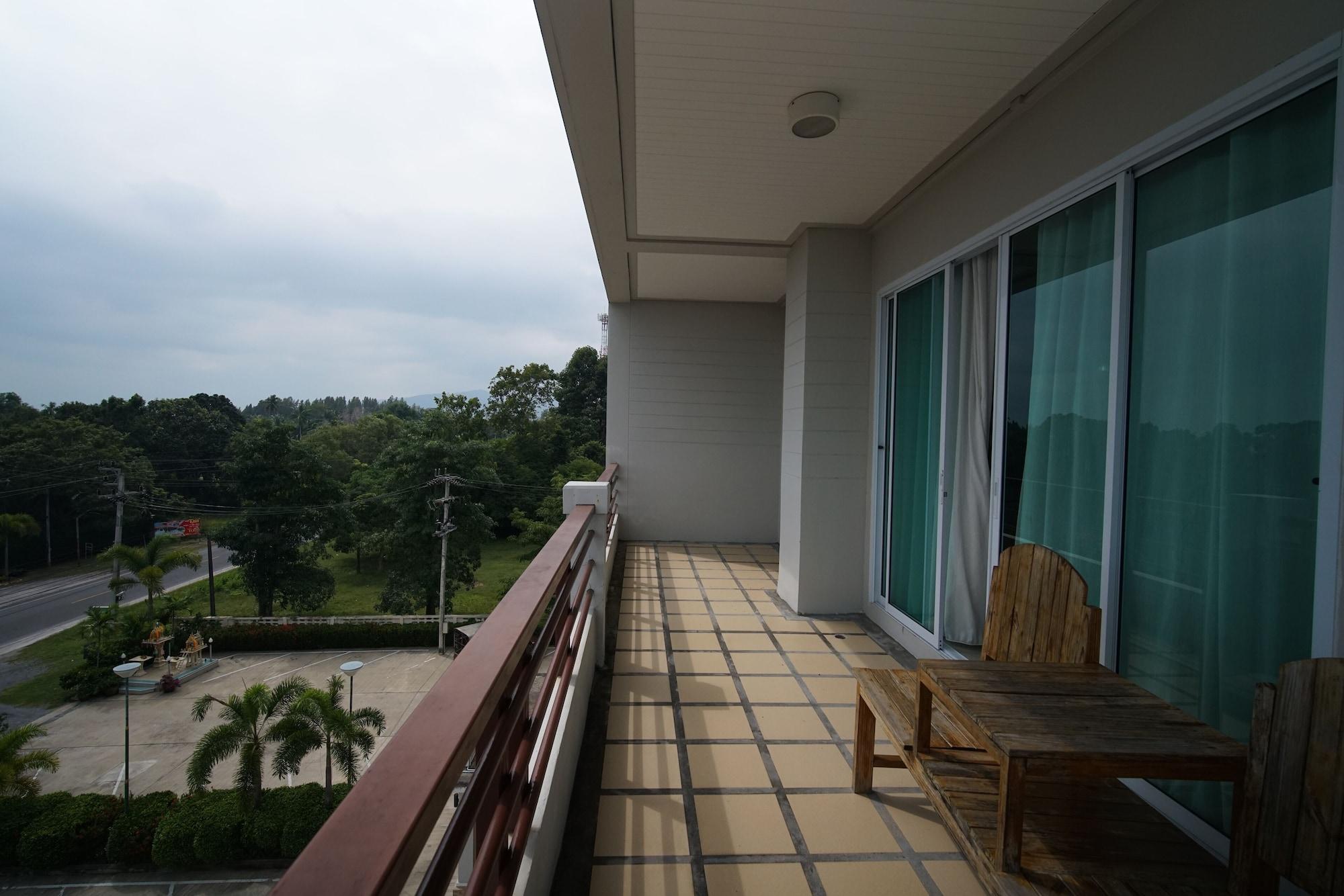 Sea Mountain Hotel Khanom