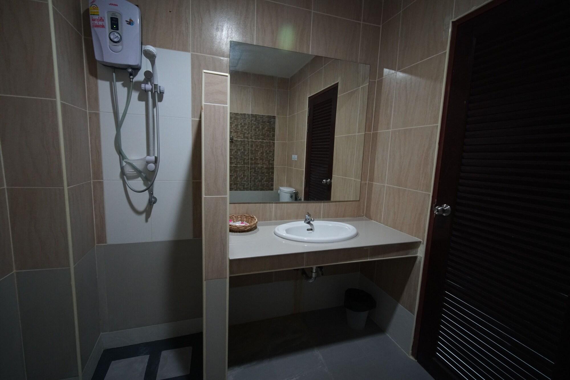 Hotel Sea Mountain Khanom