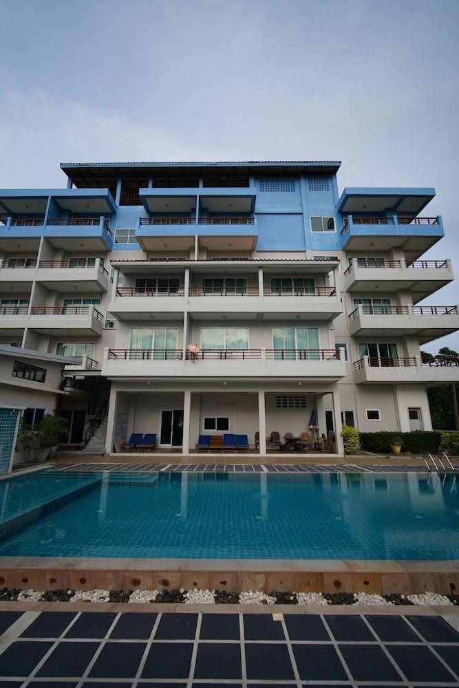 Sea Mountain Hotel 3*