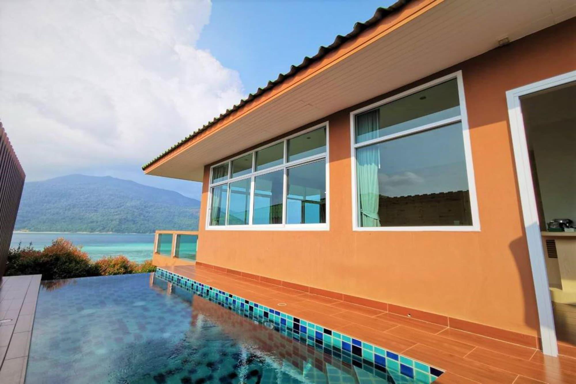 Resort Mountain