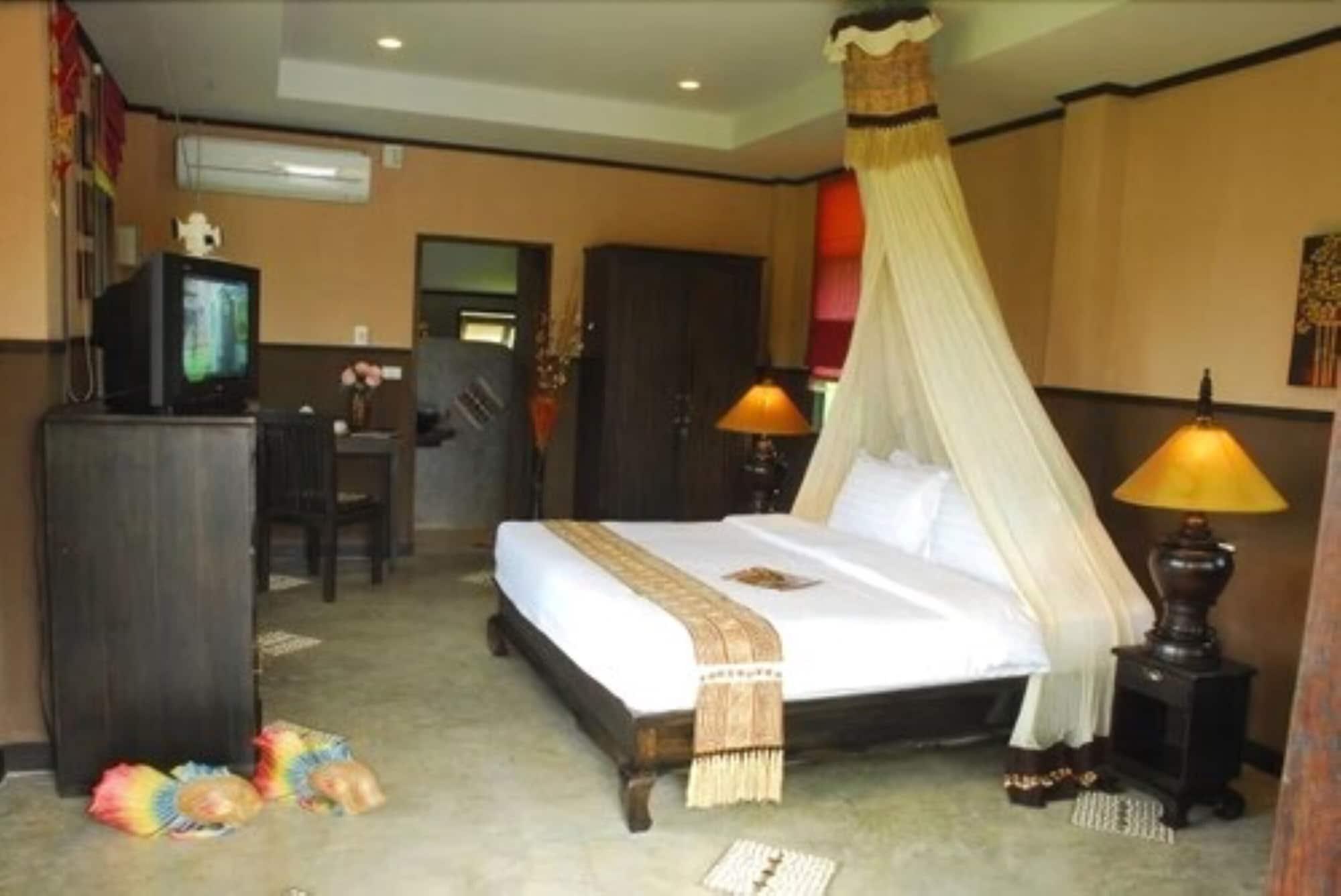 Resort Baan Chai Thung 3*