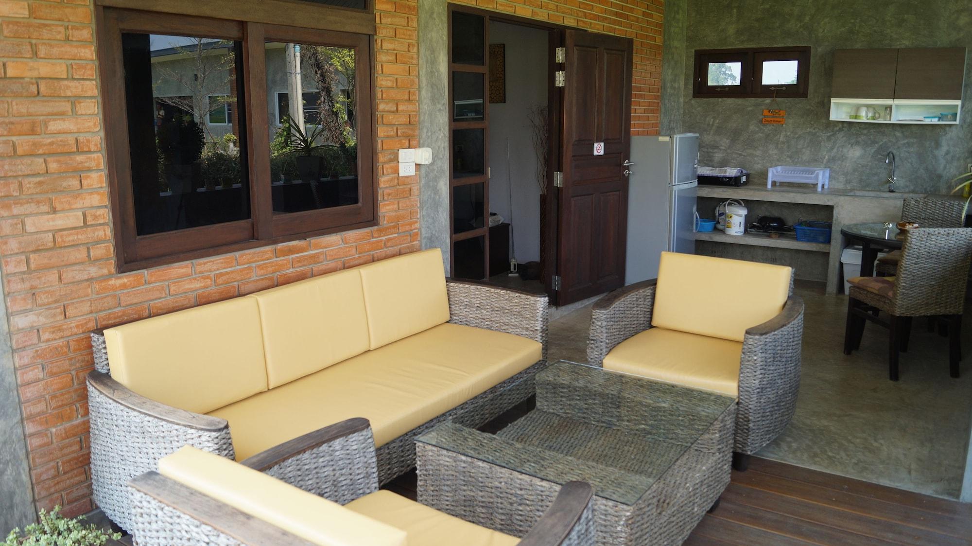 Resort Baan Chai Thung