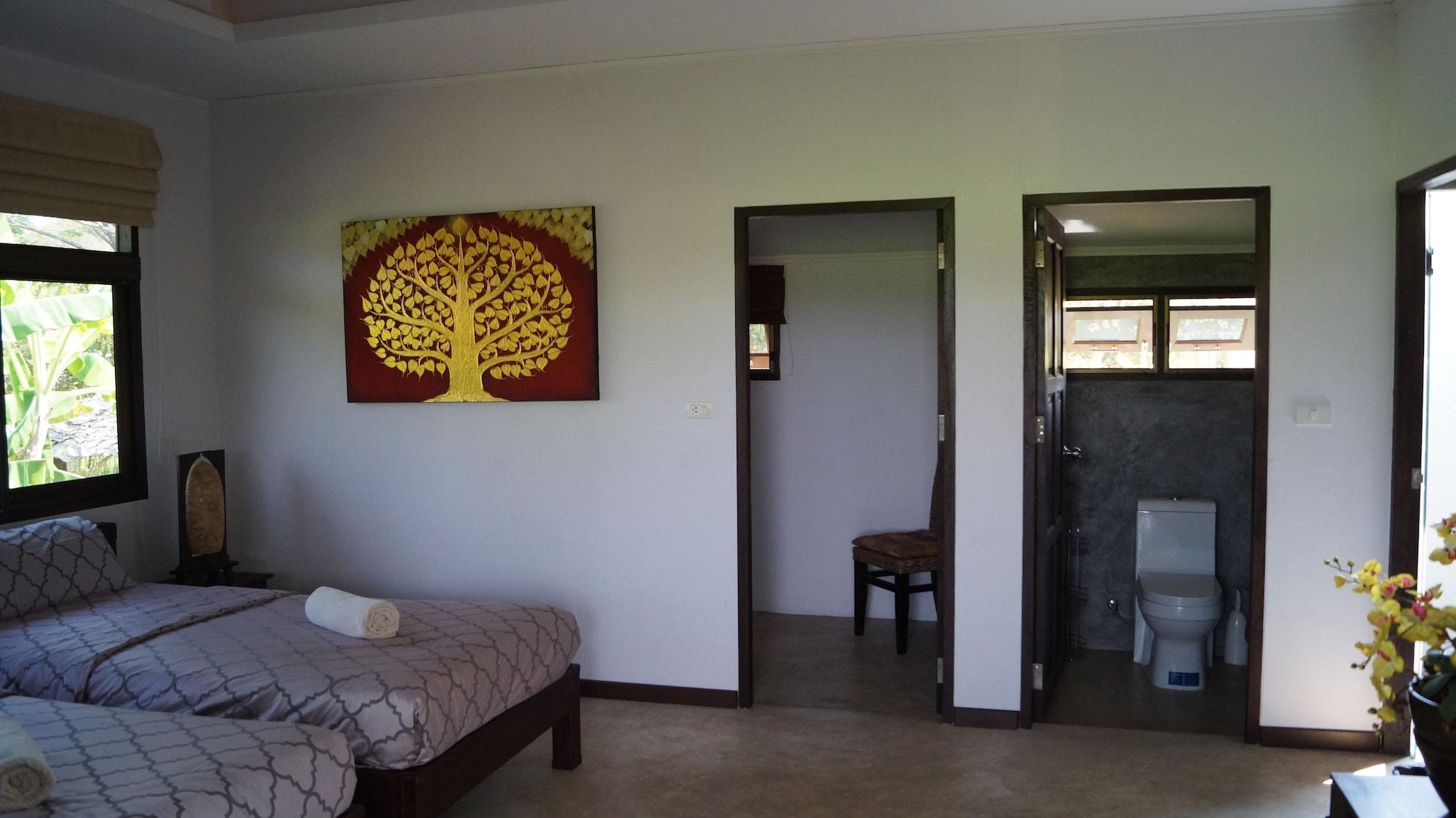 Resort Baan Chai Thung 3*
