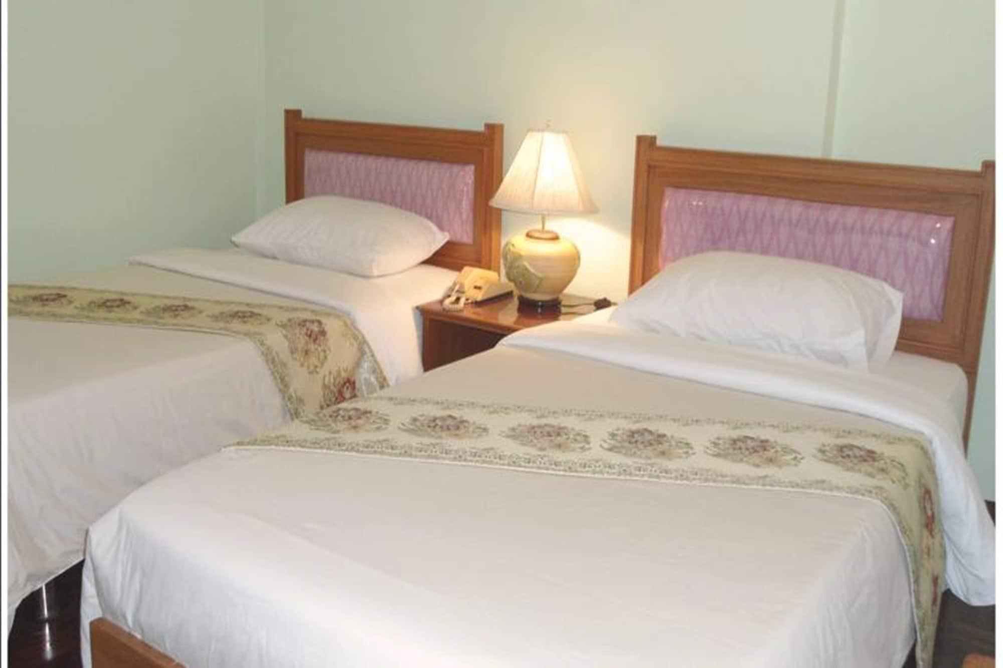 Ubon 3*