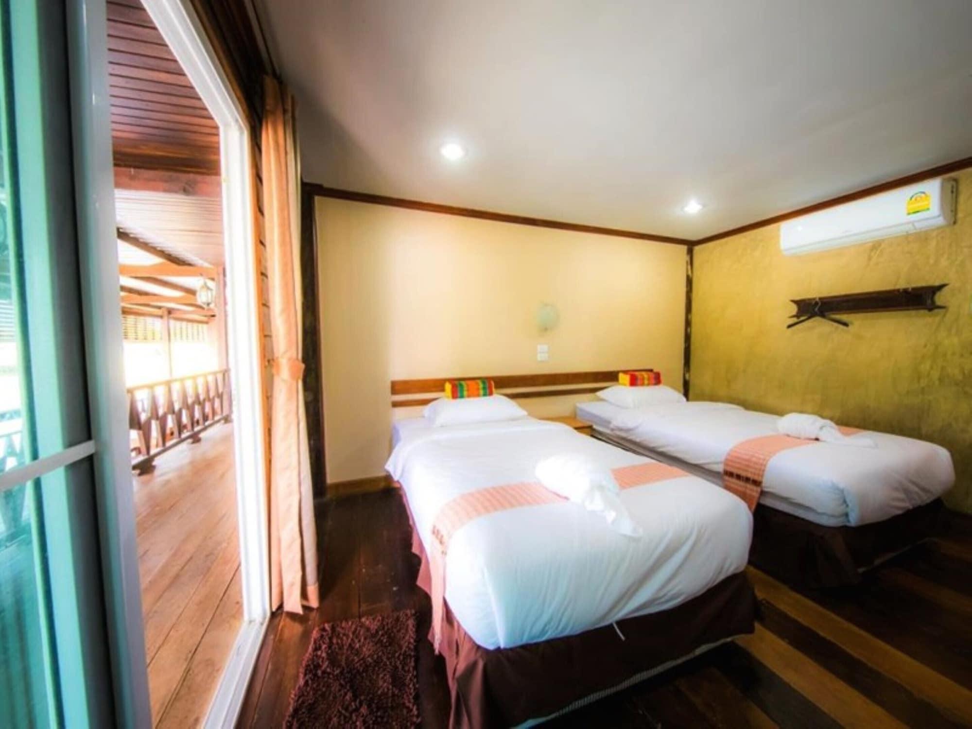 Hotel Tanita Lagoon Udon Thani