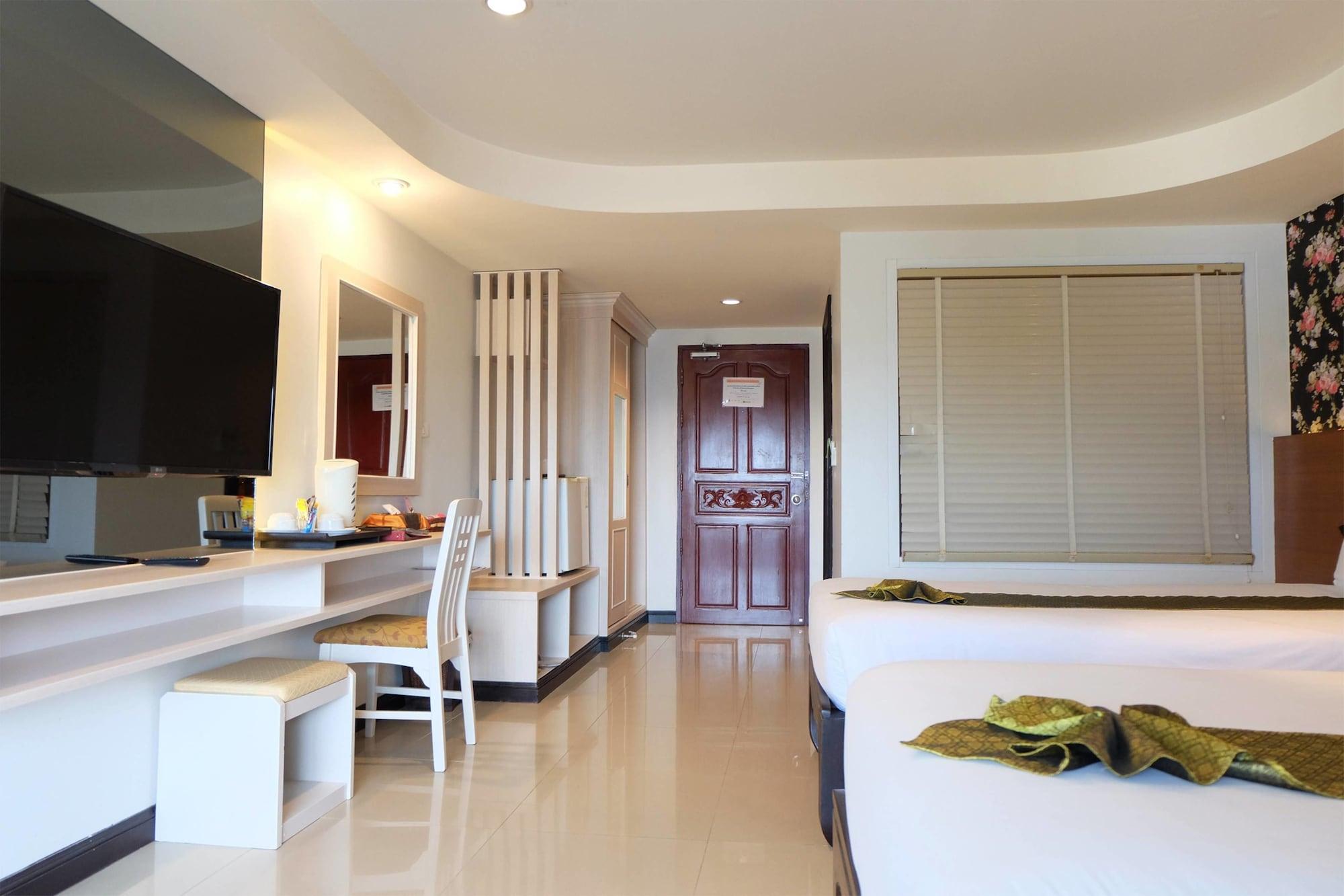 Grand Hill And Nakhon Sawan