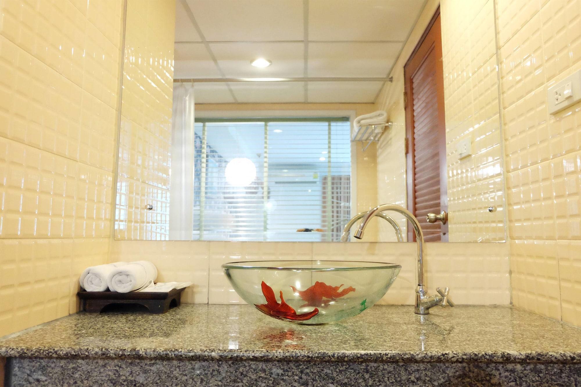 Hotel Grand Hill And Nakhon Sawan