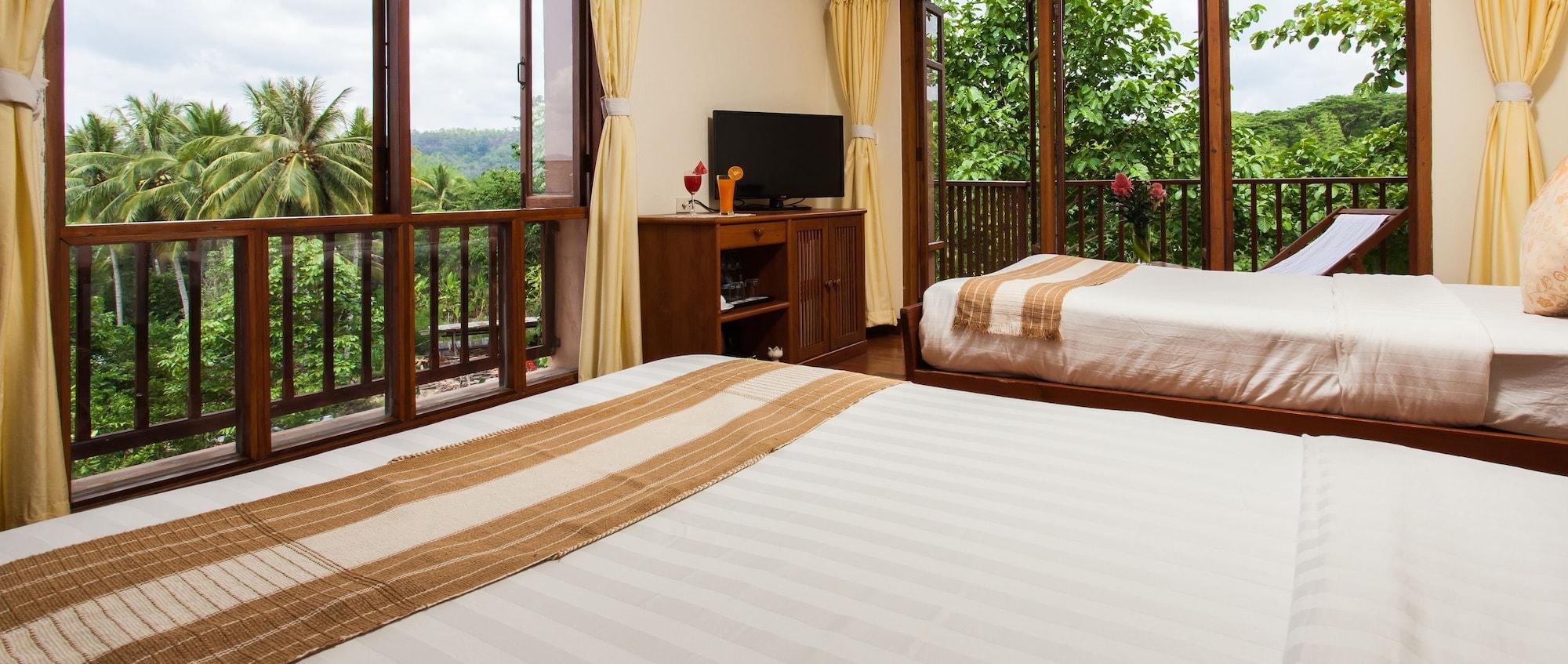 Resort Riverhouse-the Teak House 3*