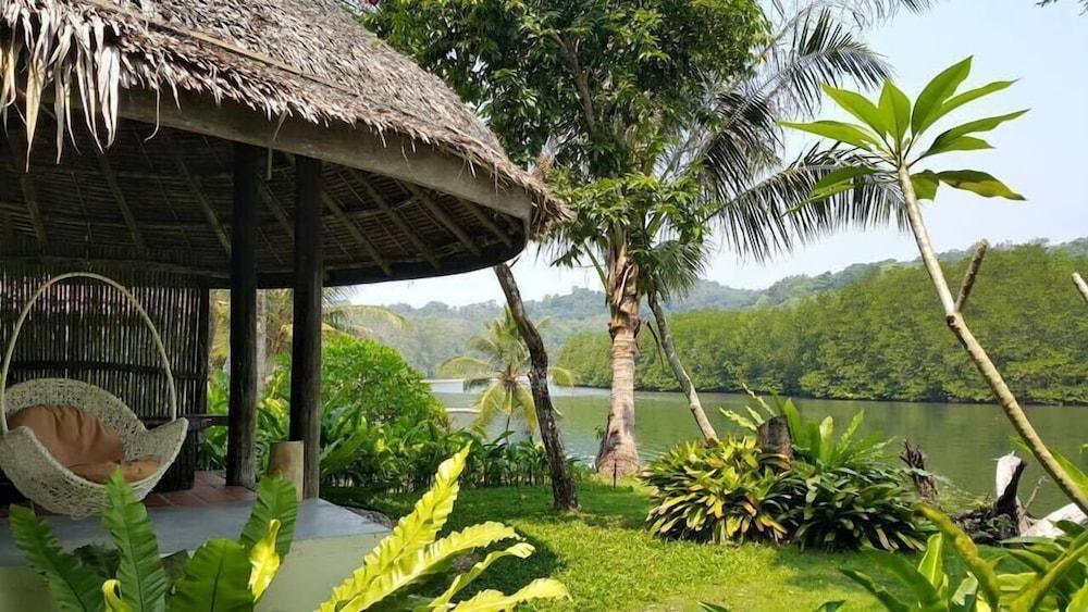 Peter Pan Resort