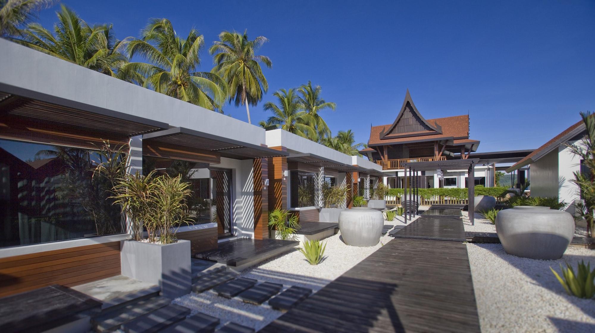 Aava And Resort 4*