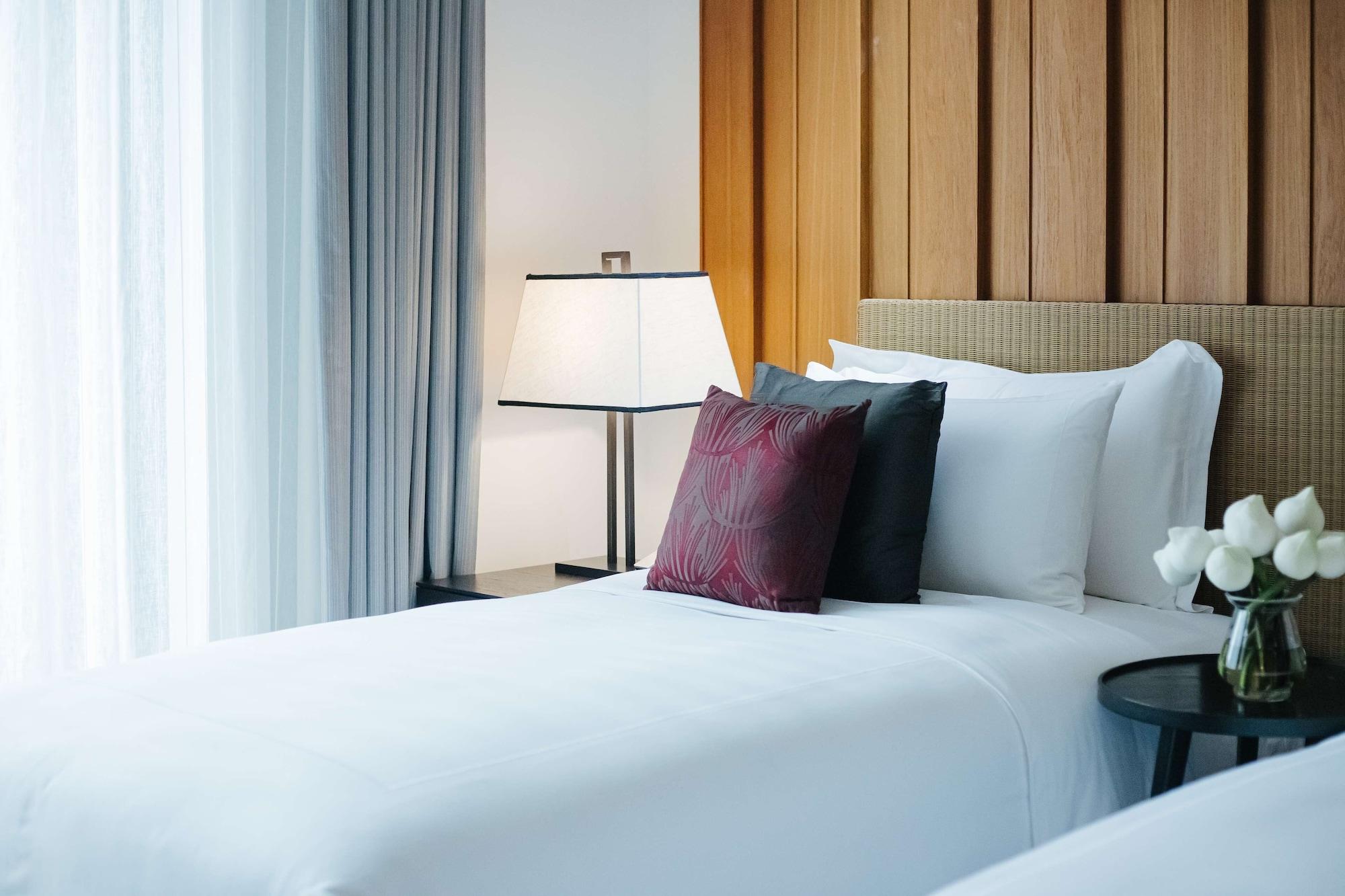 Anantara Serviced Suites Hotel 5*