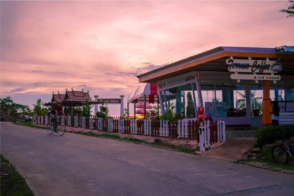 Resort Terrace Langu