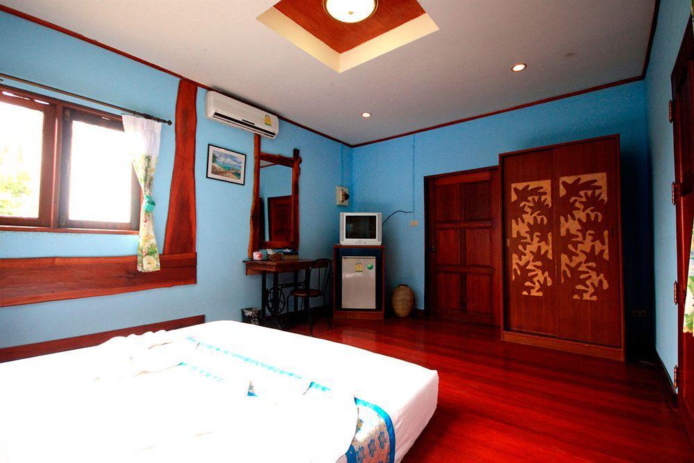 Resort Baan Po Ngam 3*