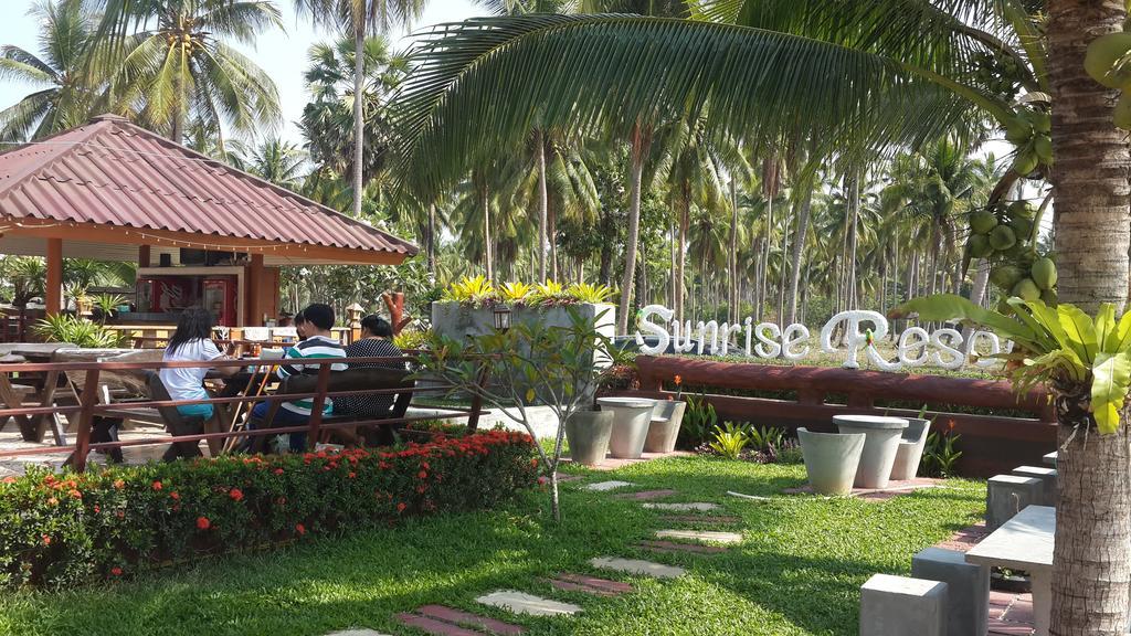 Resort Sunrise