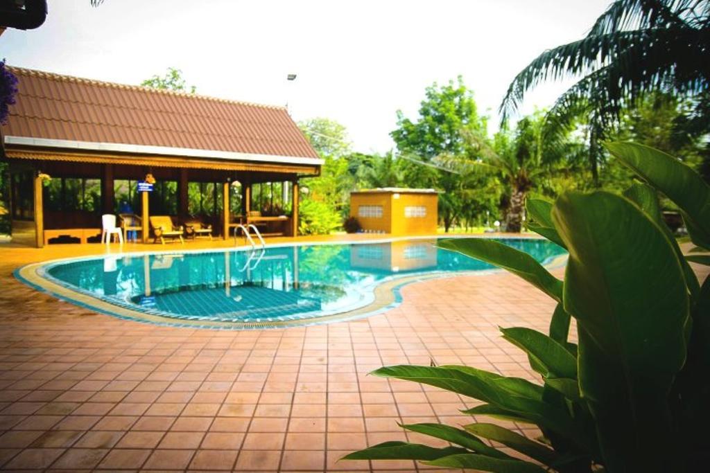 Pechpailin Resort