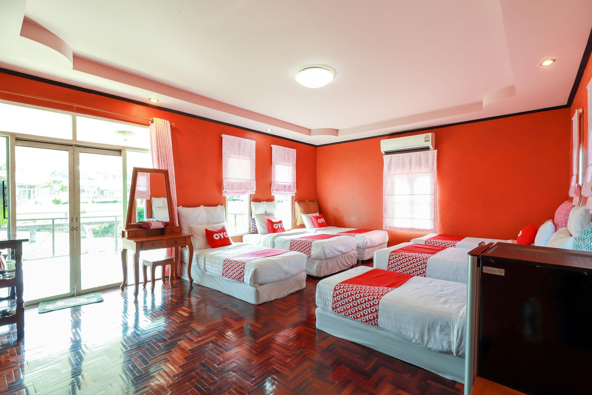 Oyo 416 Golden Nakara Maesai Hotel 2*