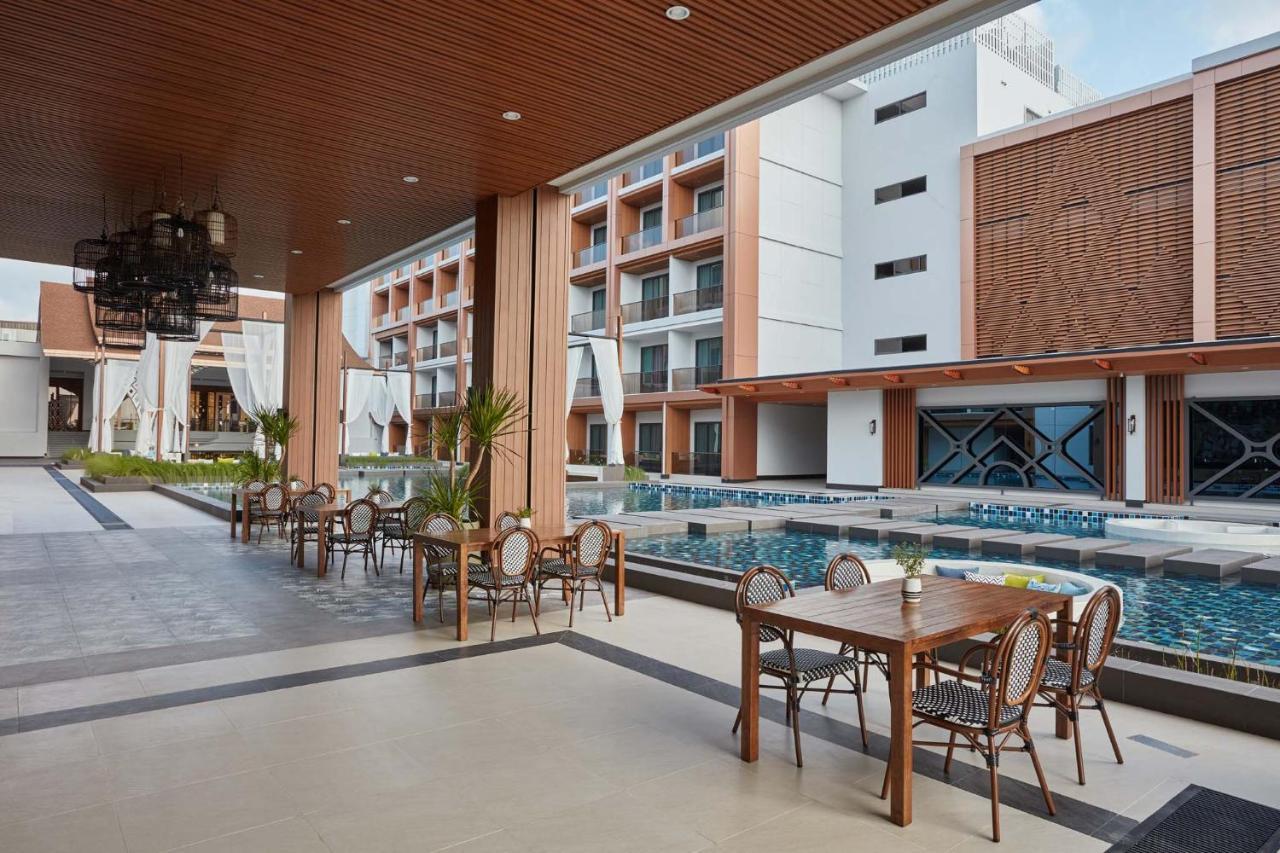 Laguna Grand &