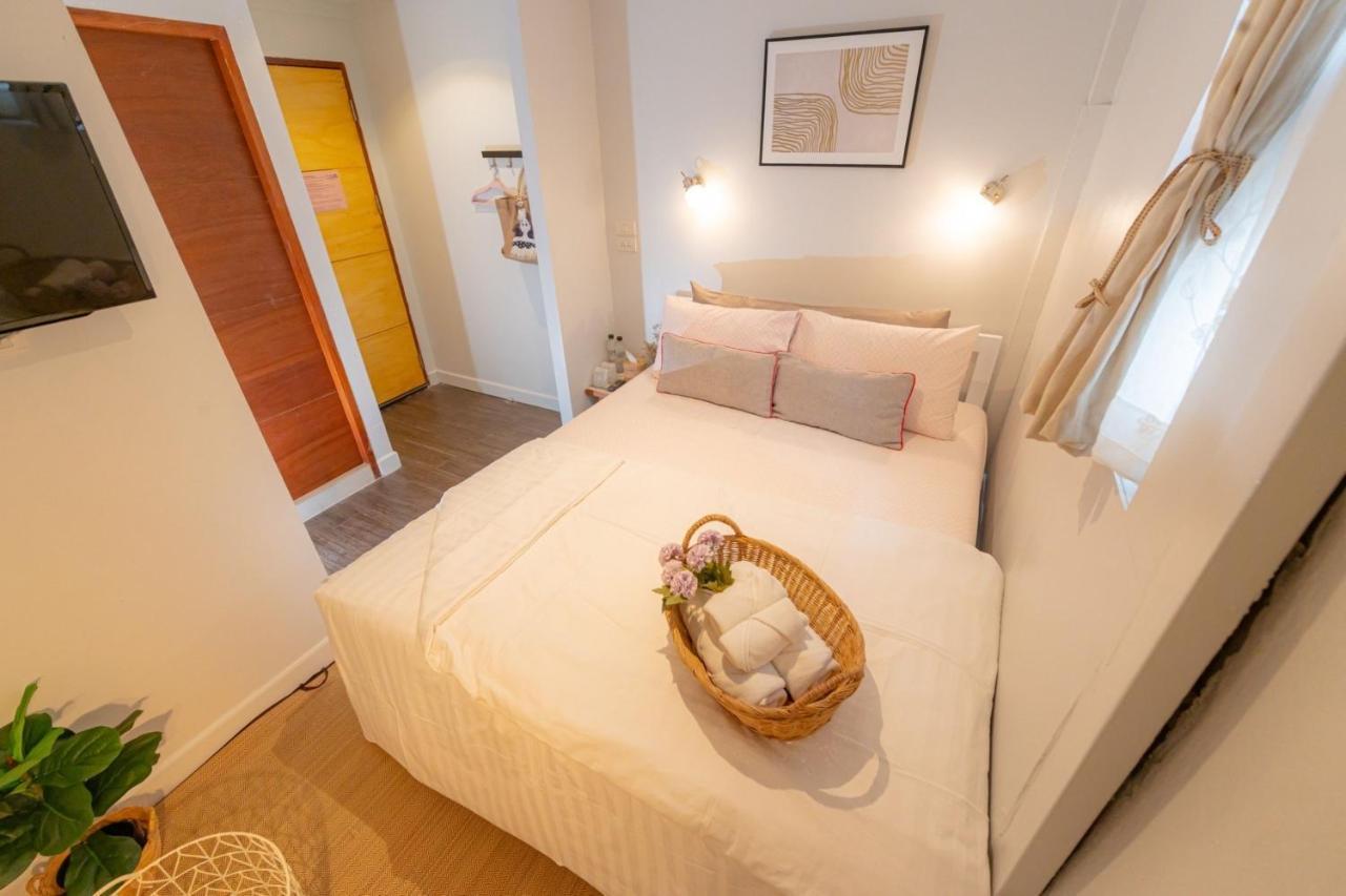 Oon Poshtel X Cafe Albergue