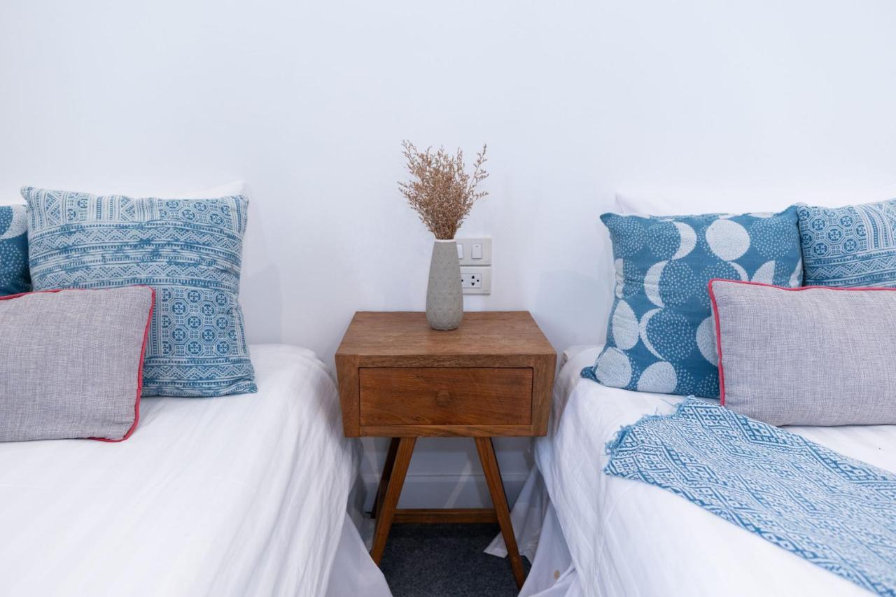 Oon Poshtel X Cafe Albergue