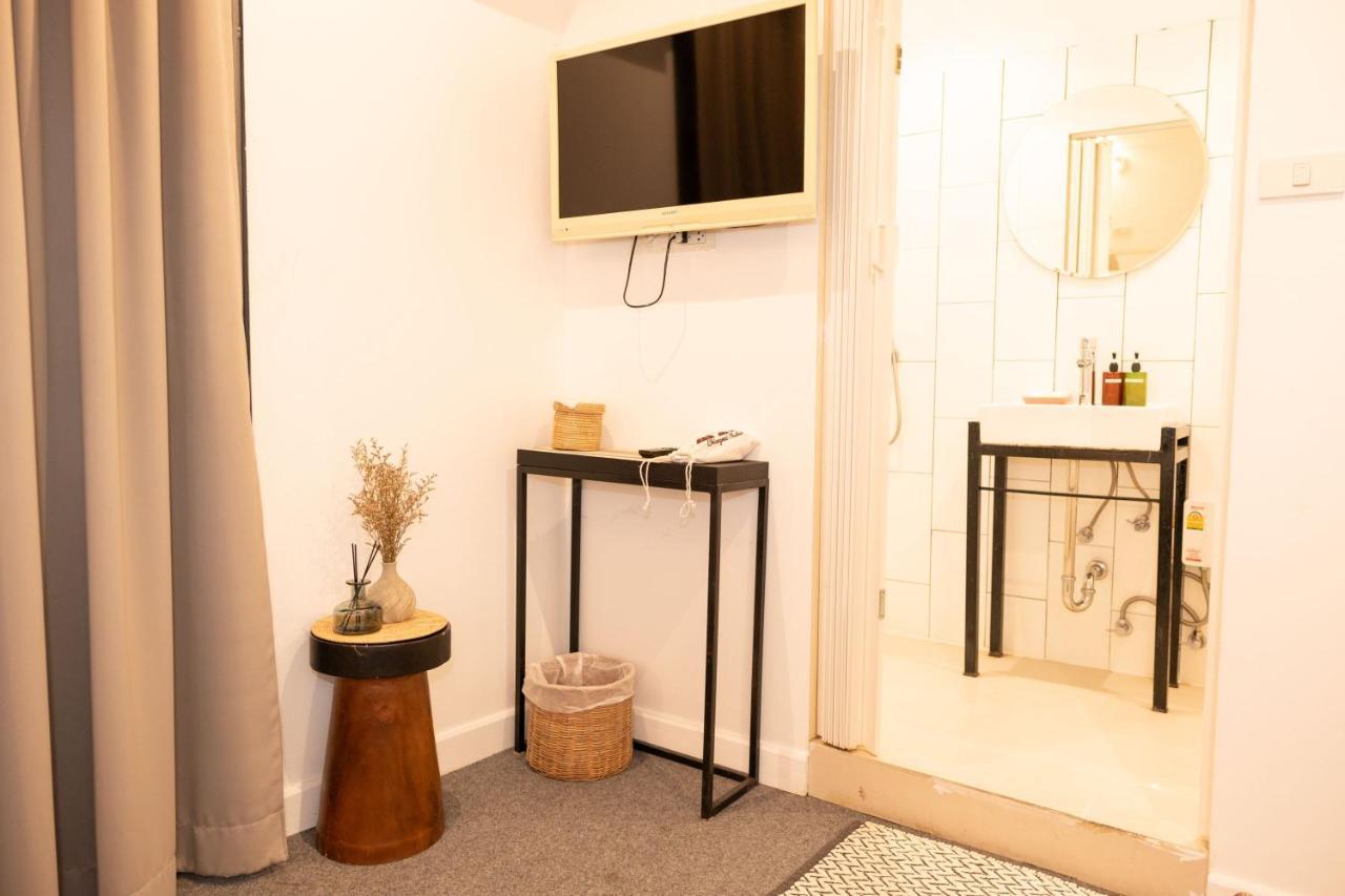 Oon Poshtel X Cafe Albergue Chiang Mai