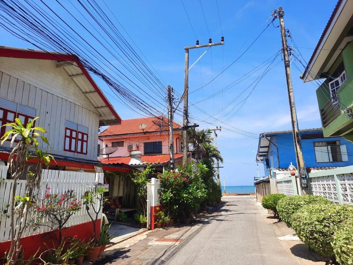 Thaimex Cafe & Homestay Backpackers- Adults Only * Prachuap Khiri Khan