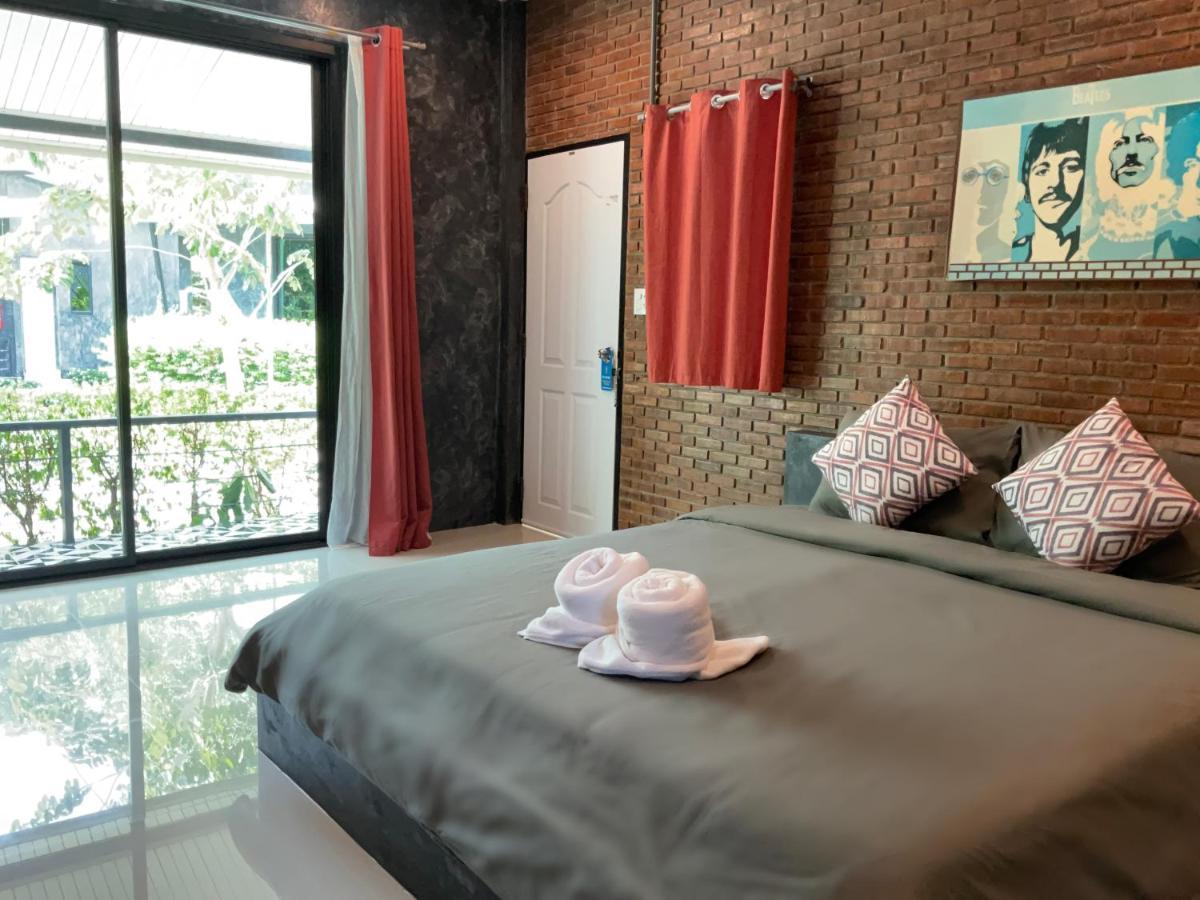 Resort Baan Tonjaeng