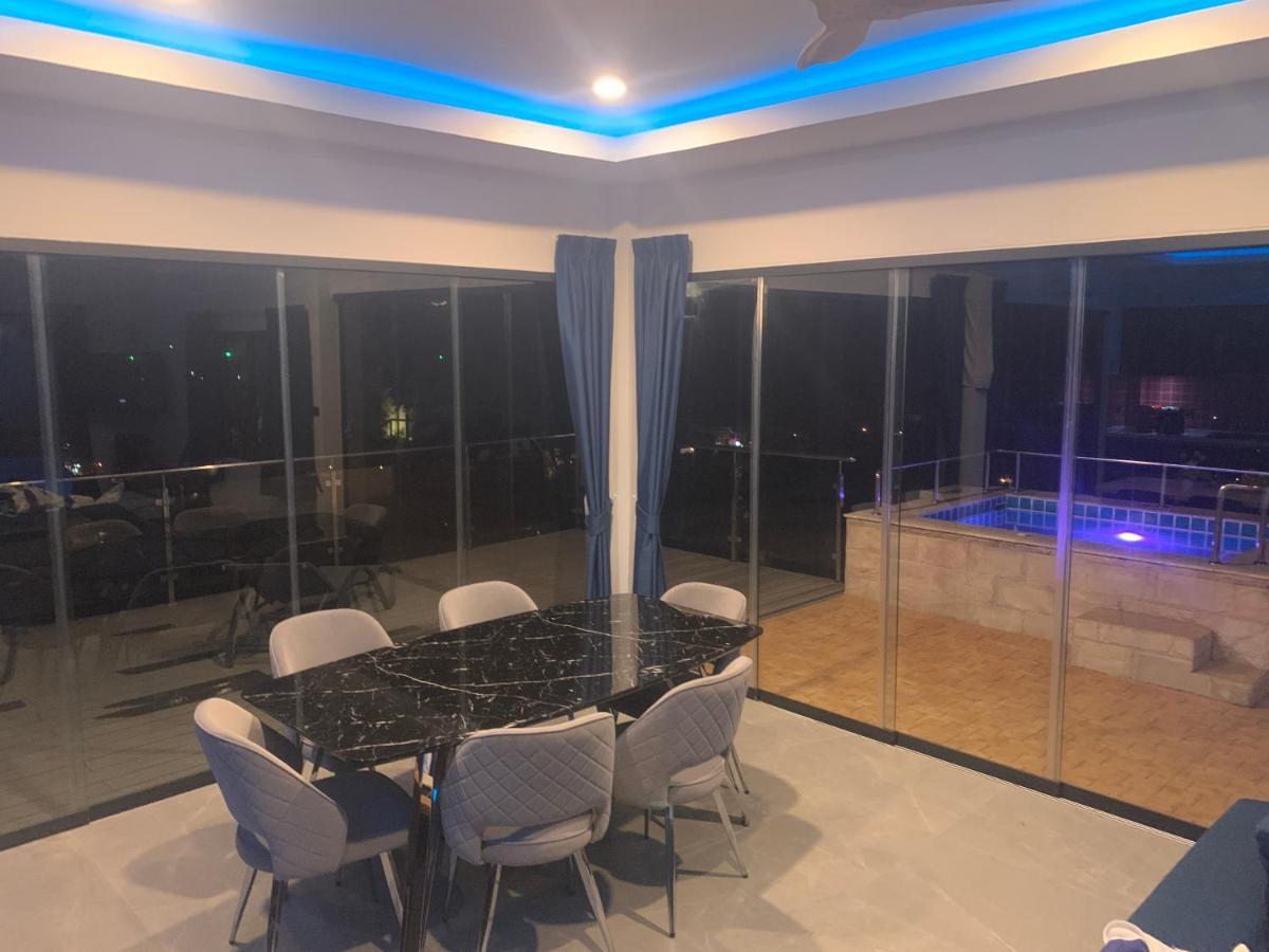 Villa Tropical 1 *