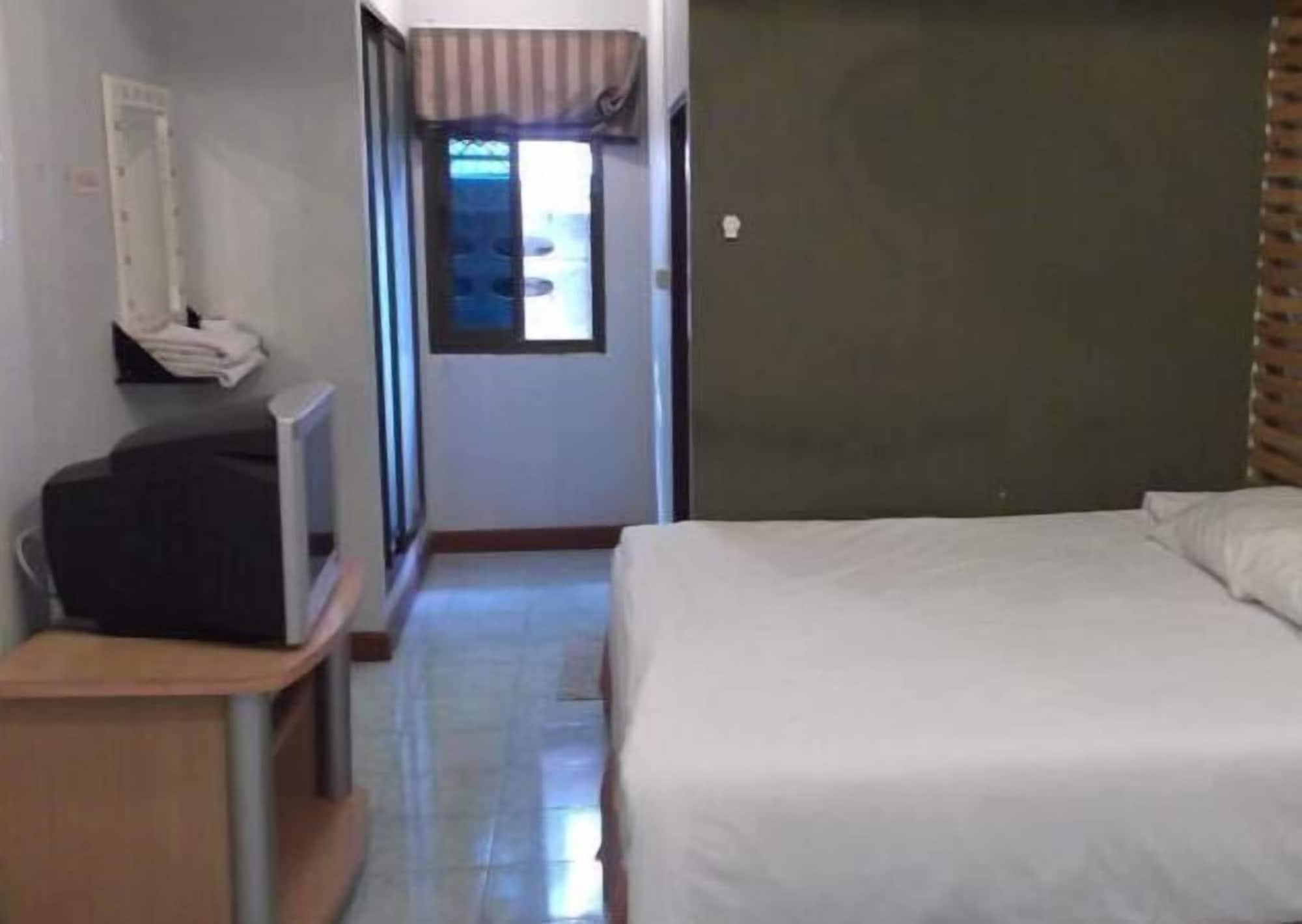 Hotel Anong 3*